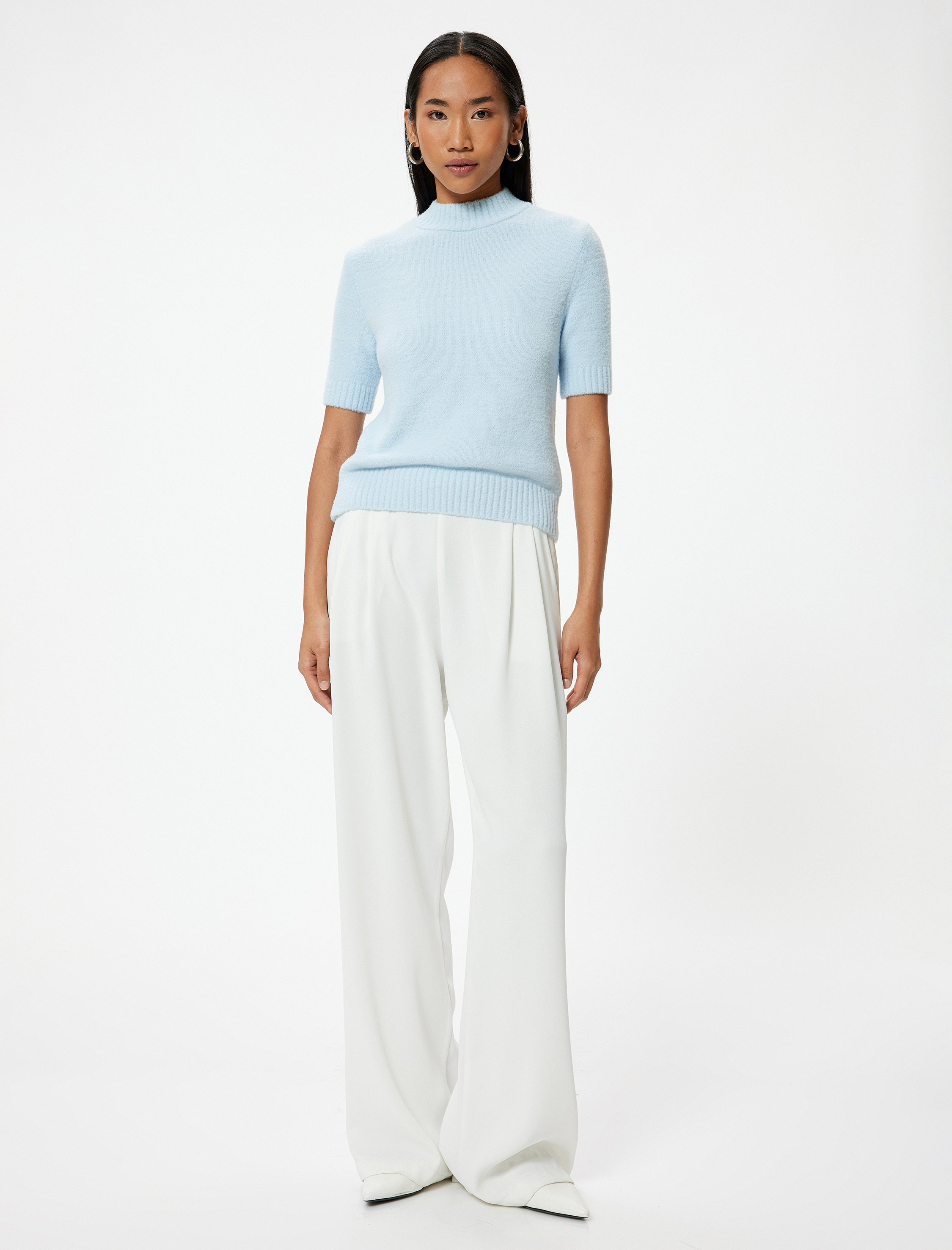   Kısa Kollu Kazak Yumuşak Dokulu Dik Yaka