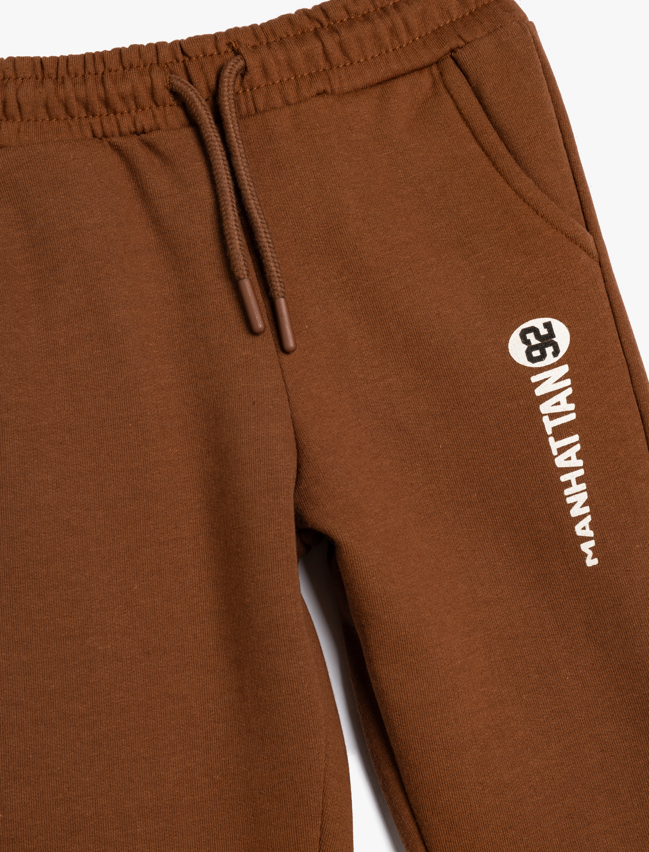  Erkek Çocuk Şardonlu Baskı Detaylı Cepli Jogger Eşofman Altı