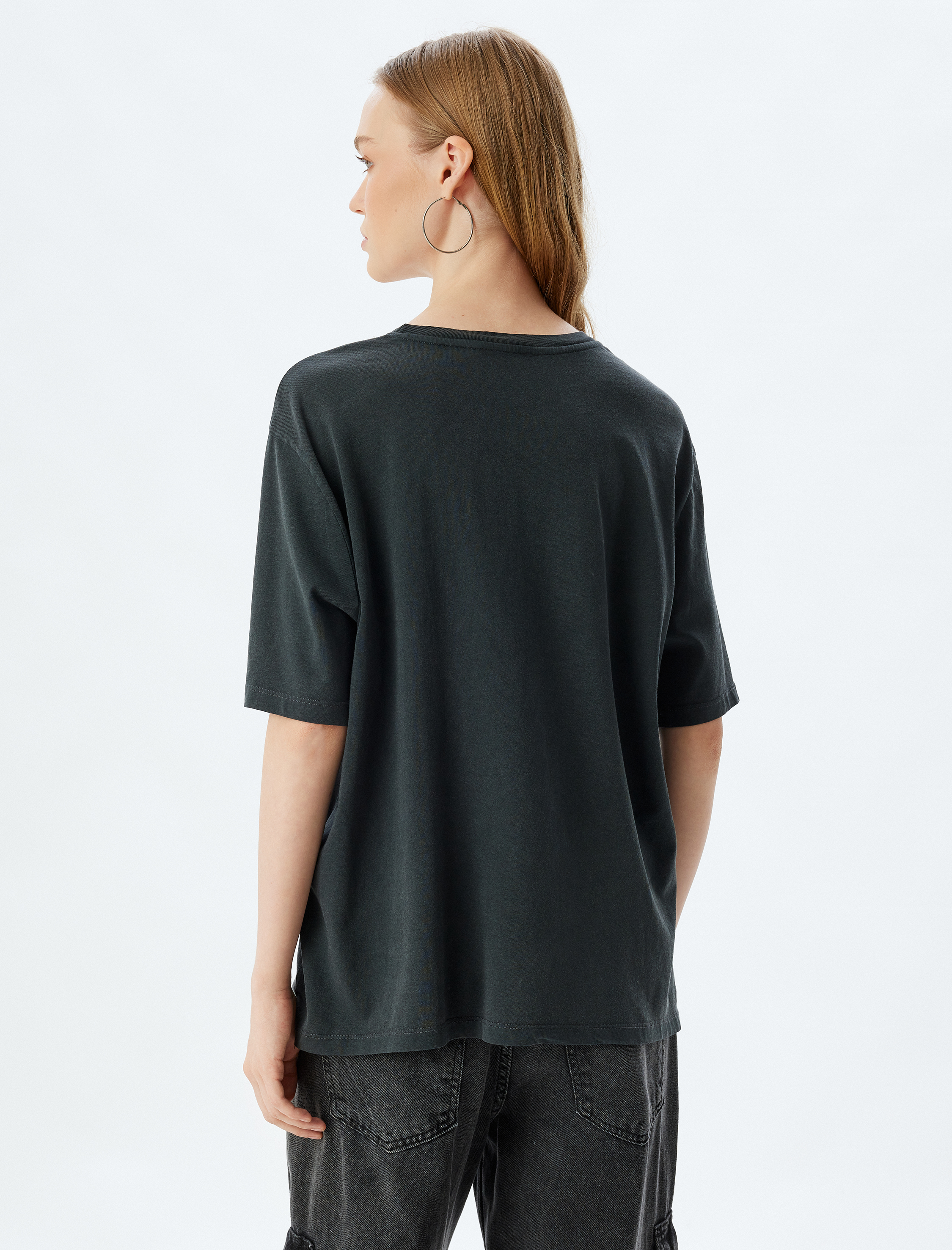   Taş Detaylı Tişört Yıkamalı Bisiklet Yaka Kısa Kollu Pamuklu