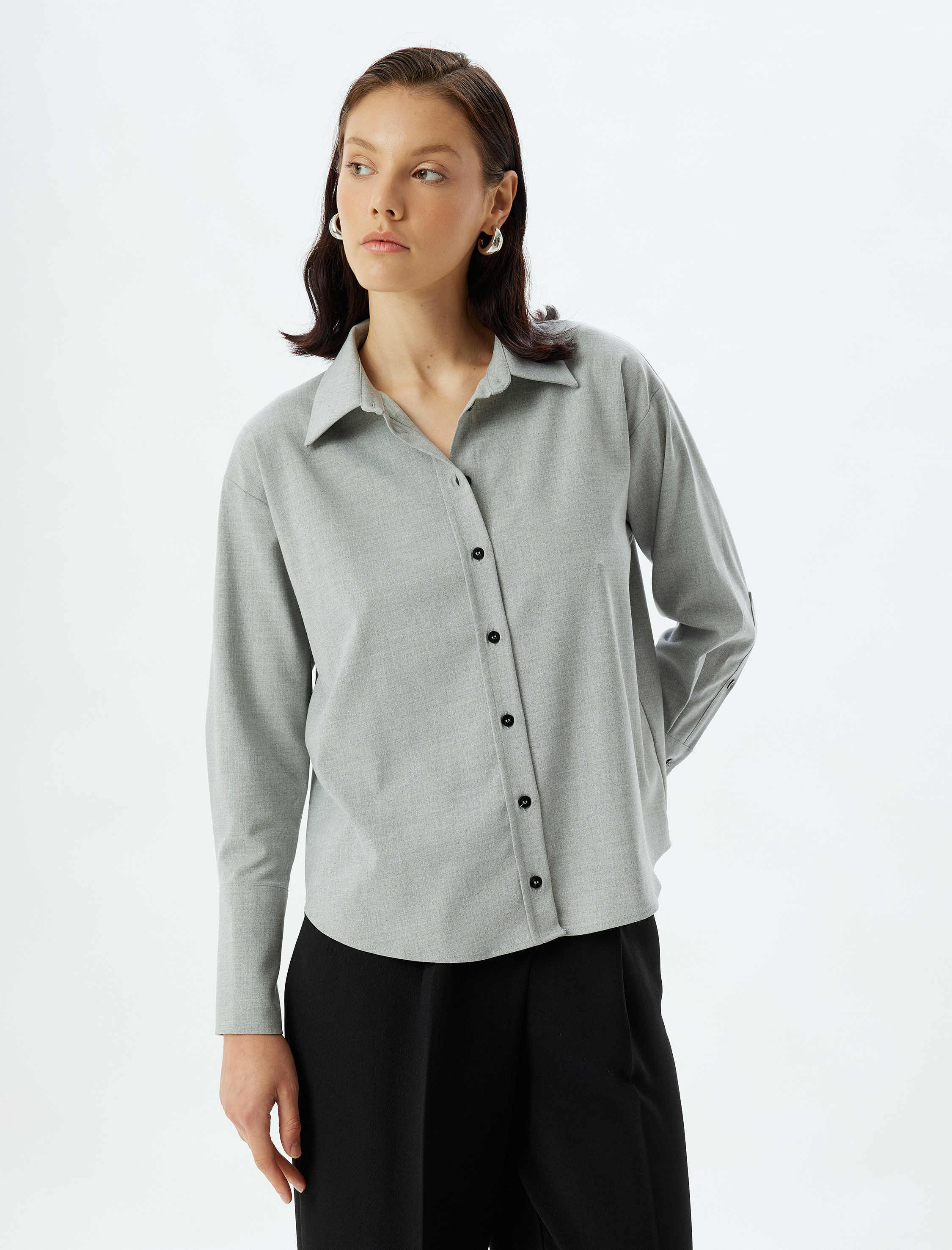 Uzun Kollu Gömlek Manşetleri Uzun Çift Düğmeli