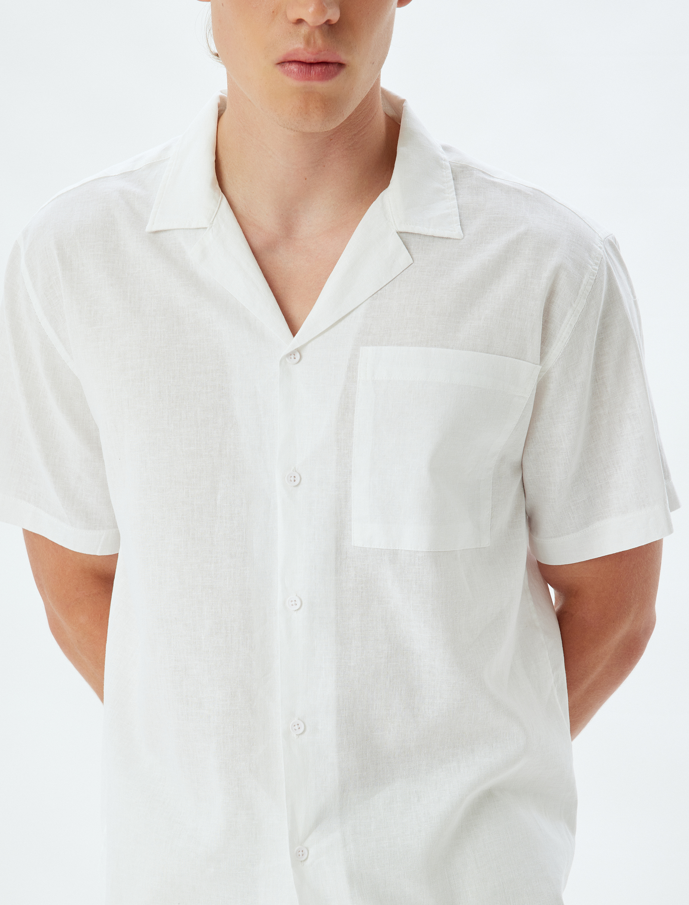   Keten Karışımlı Gömlek Kısa Kollu Basic Cep Detaylı Regular Fit