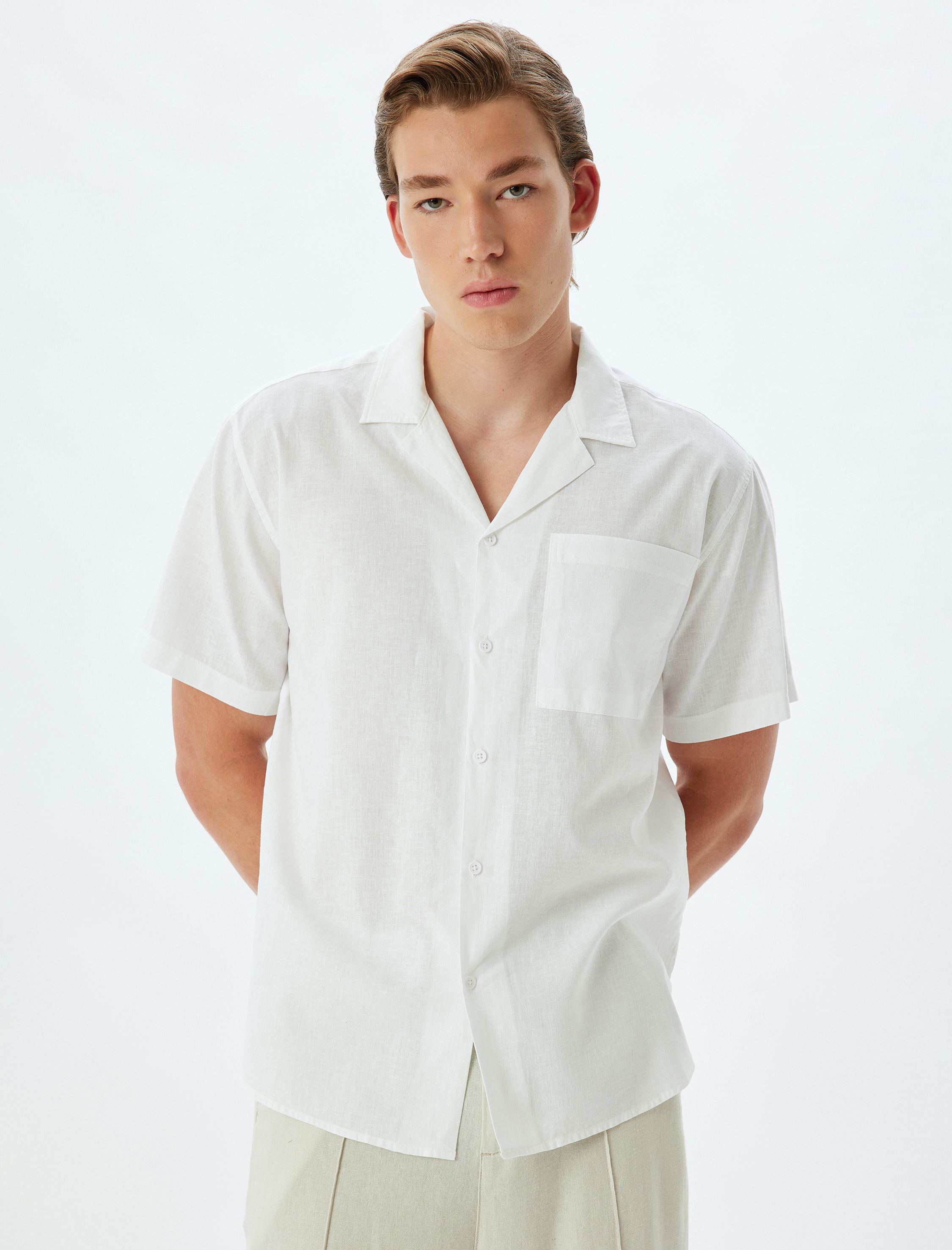   Keten Karışımlı Gömlek Kısa Kollu Basic Cep Detaylı Regular Fit