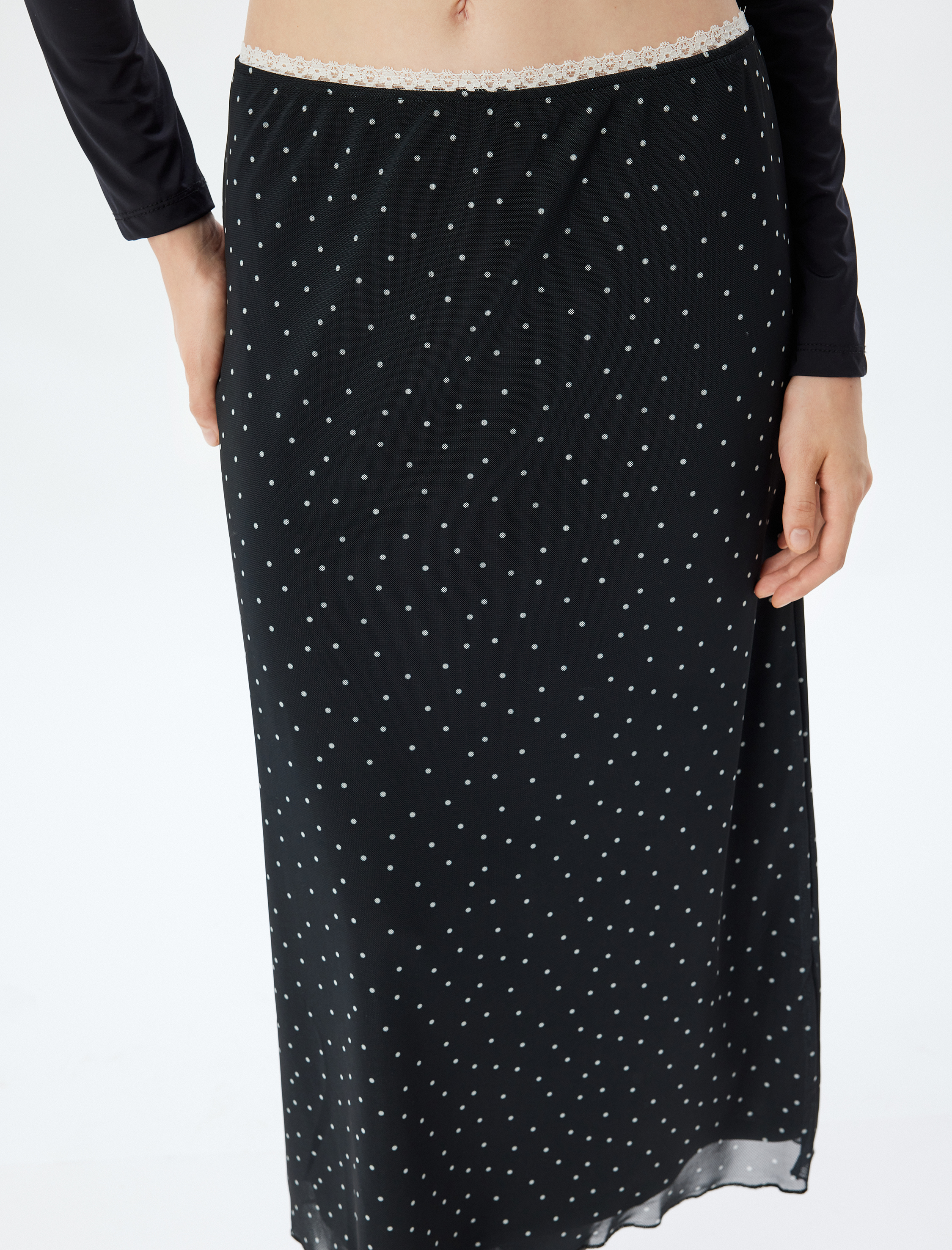   Tül Midi Etek Puantiyeli Beli Lastikli