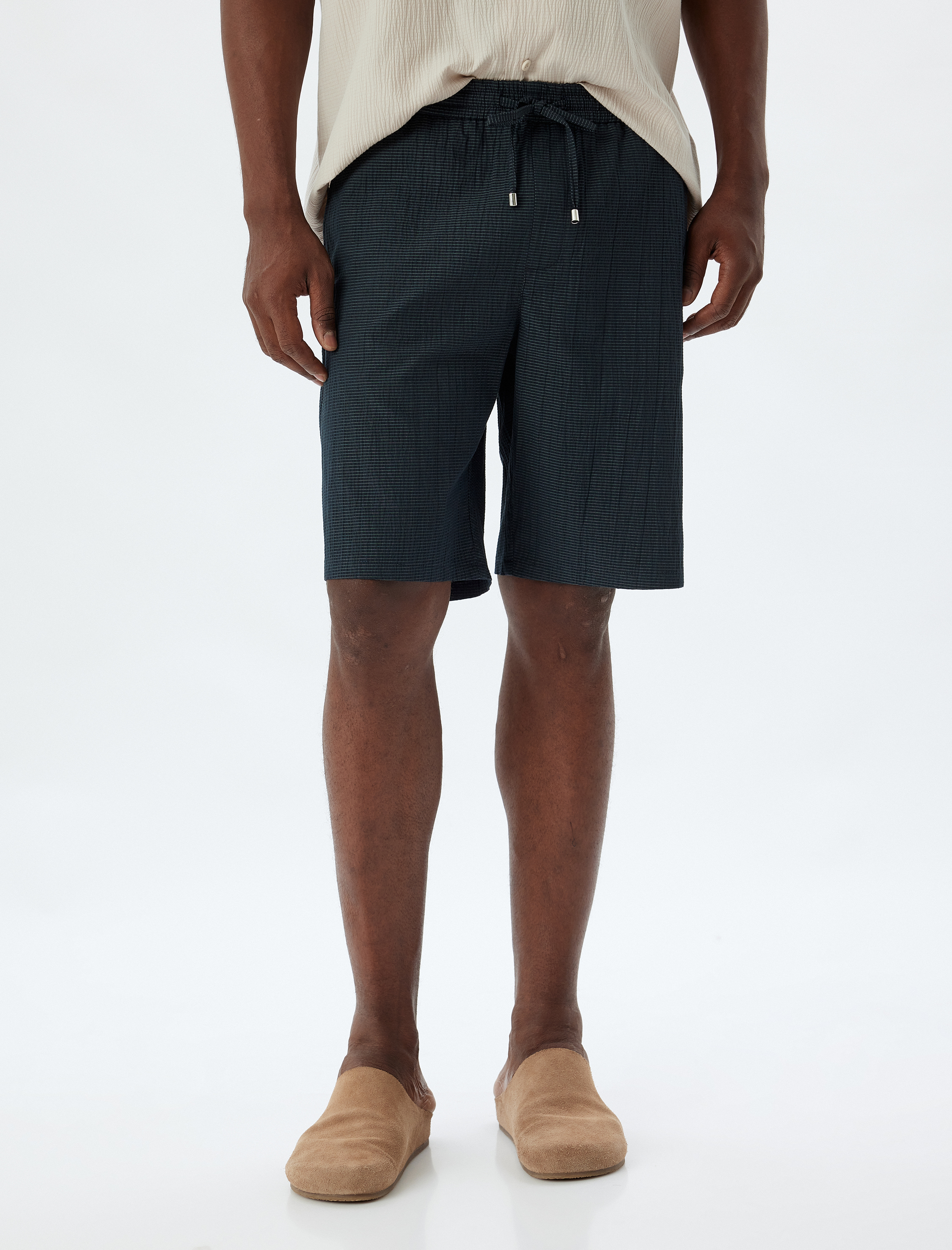   Bermuda Şort Cep Detaylı Dokulu Pamuklu