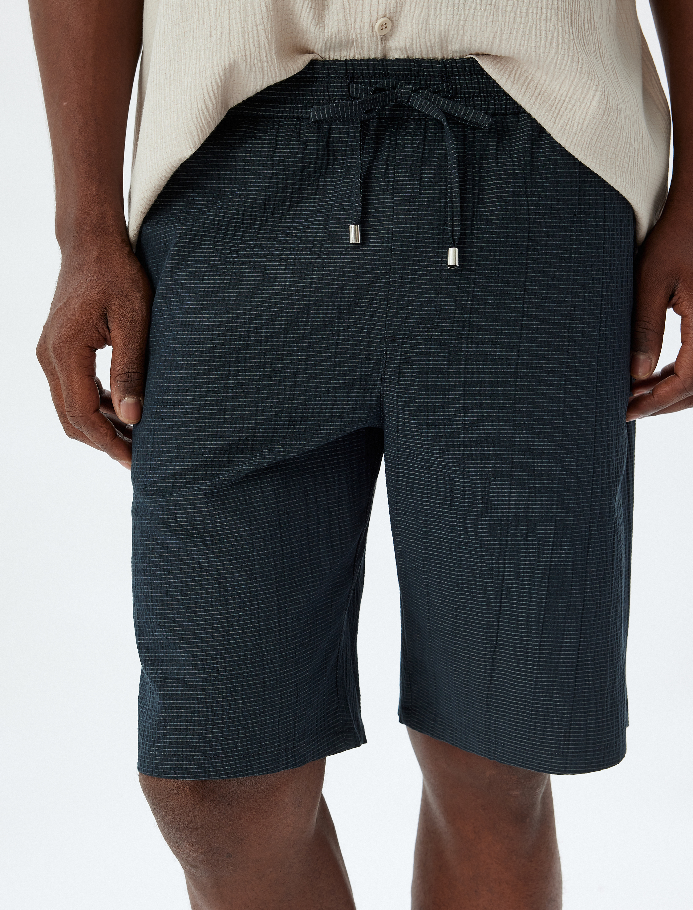   Bermuda Şort Cep Detaylı Dokulu Pamuklu