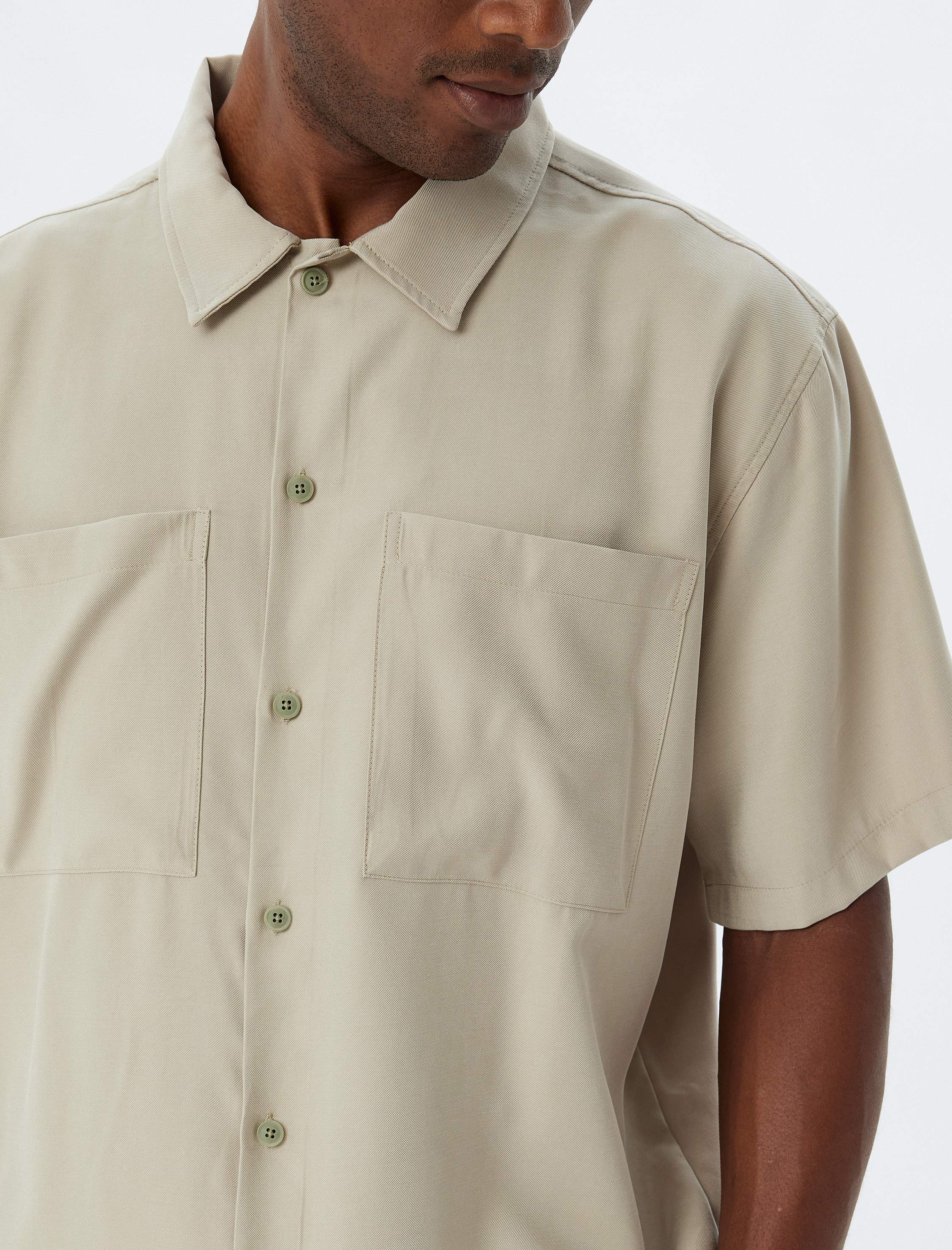   Basic Gömlek Viskon Kısa Kollu Cep Detaylı Regular Fit