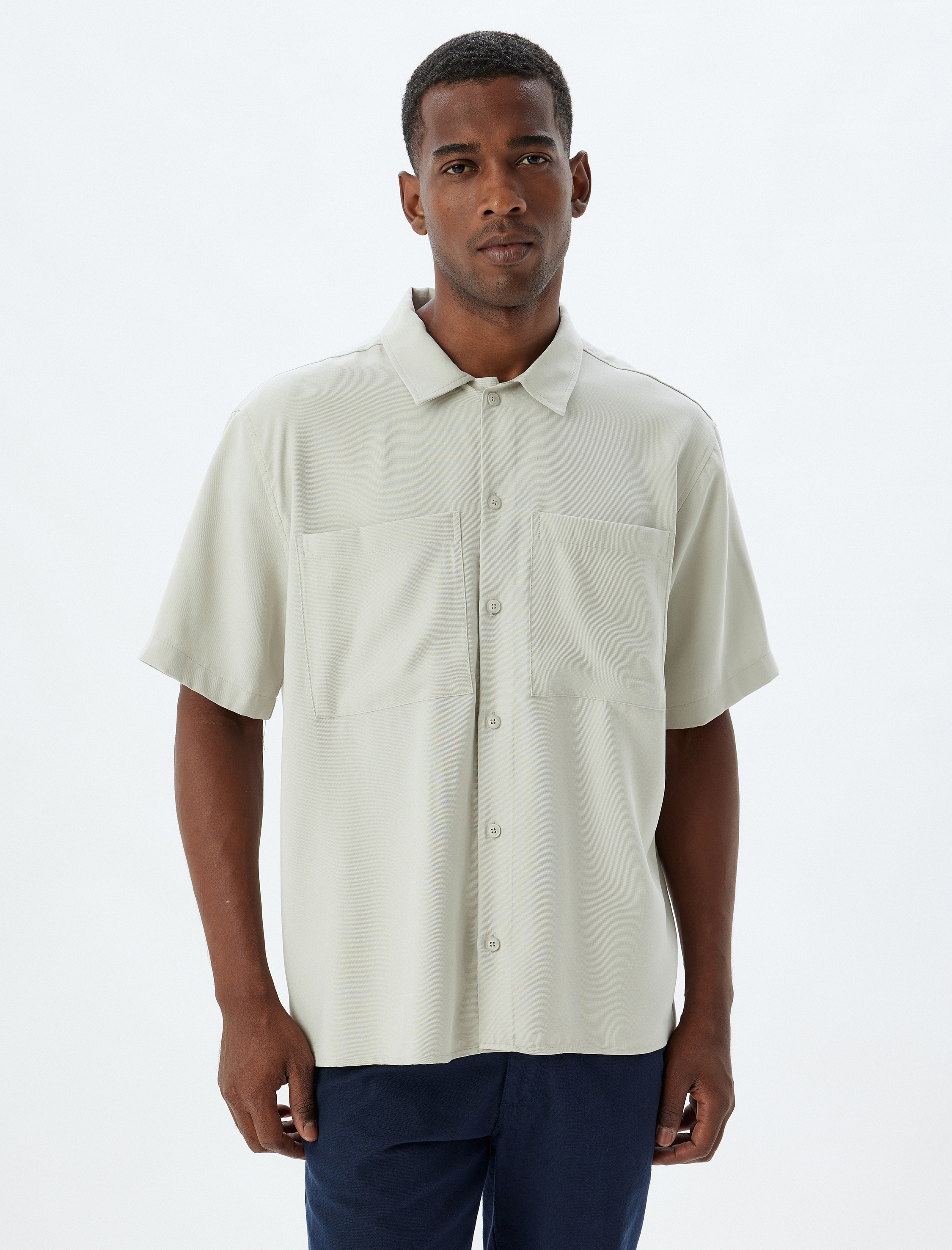   Basic Gömlek Viskon Kısa Kollu Cep Detaylı Regular Fit