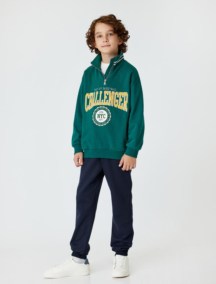 Erkek Çocuk Pamuklu Dik Yaka Yarım Fermuarlı Kolej Baskılı Şardonlu Sweatshirt