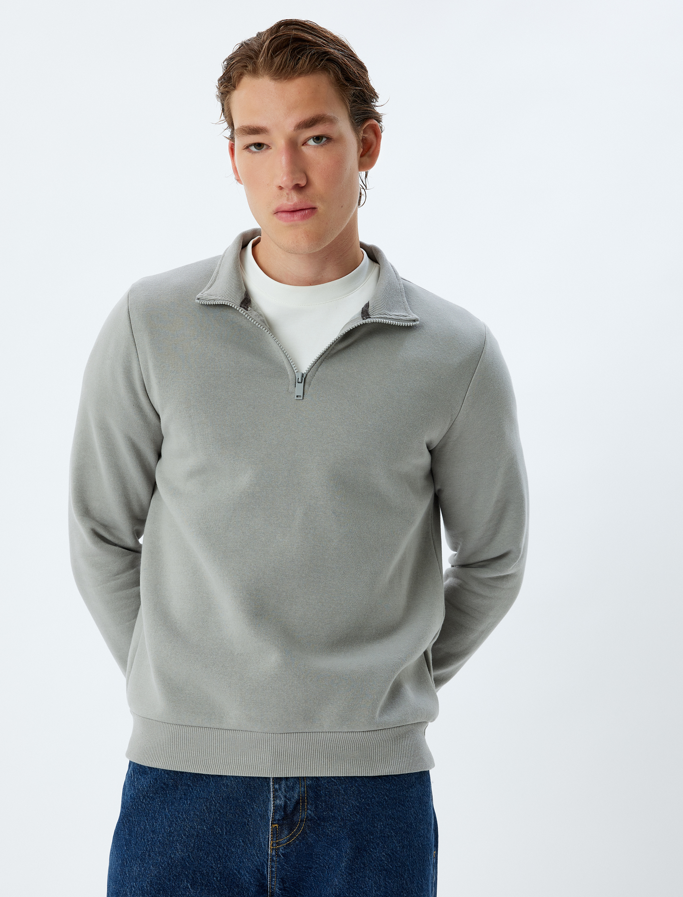   Yarım Fermuarlı Yaka Basic Şardonlu Pamuk Karışımlı Uzun Kollu Sweatshirt