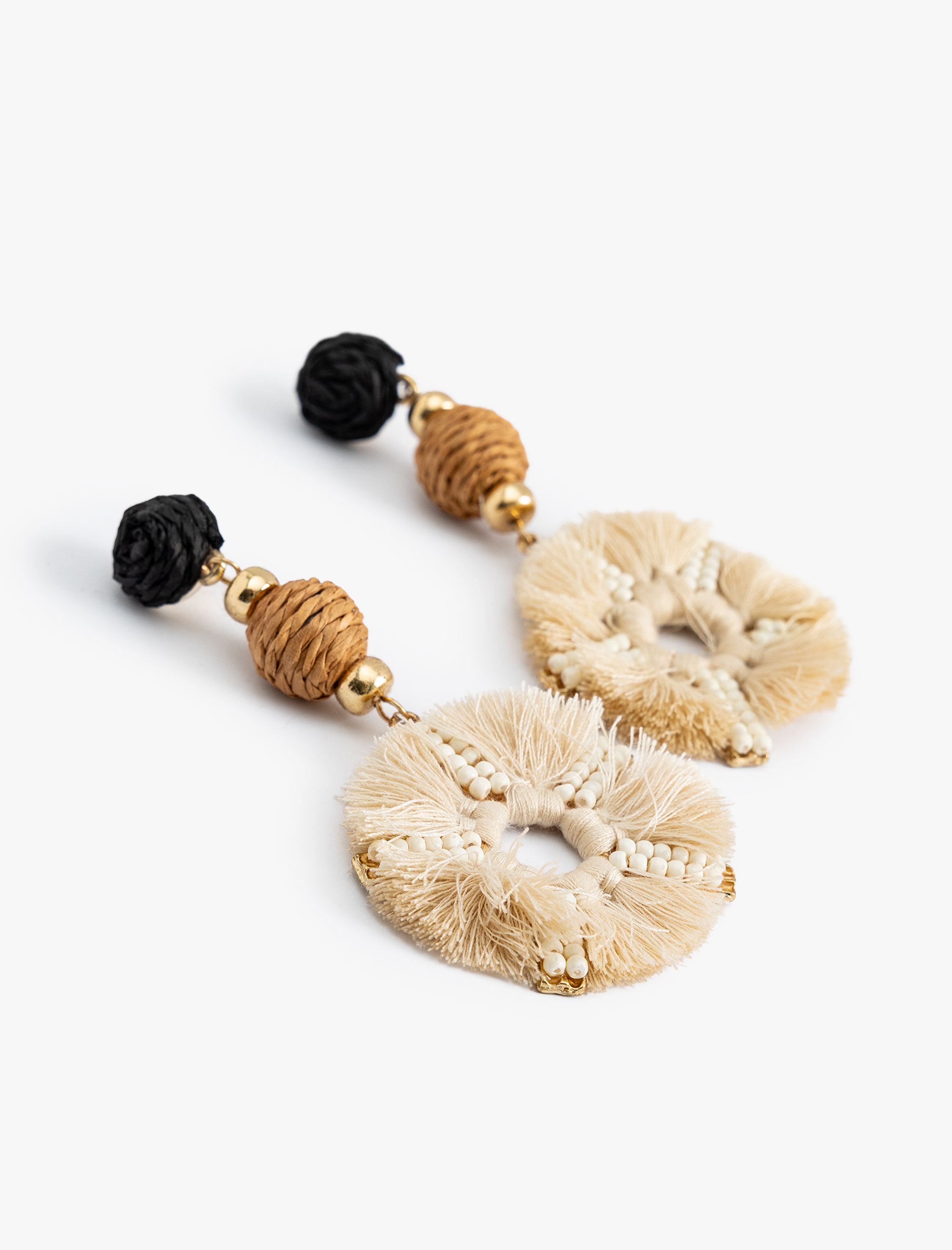  Kadın Hasır Küpe Boncuklu Geometrik Sallantılı - Koton X Melis Ağazat