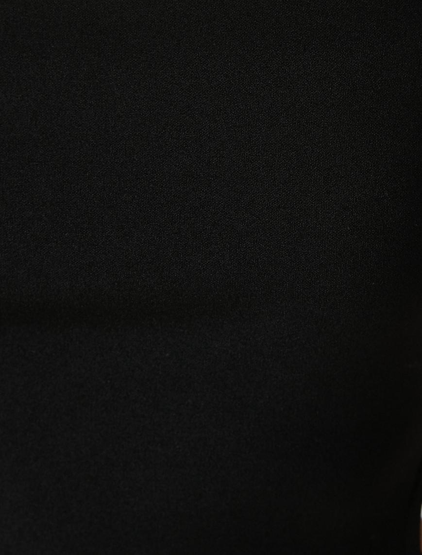   Pencere Detaylı Mini Elbise