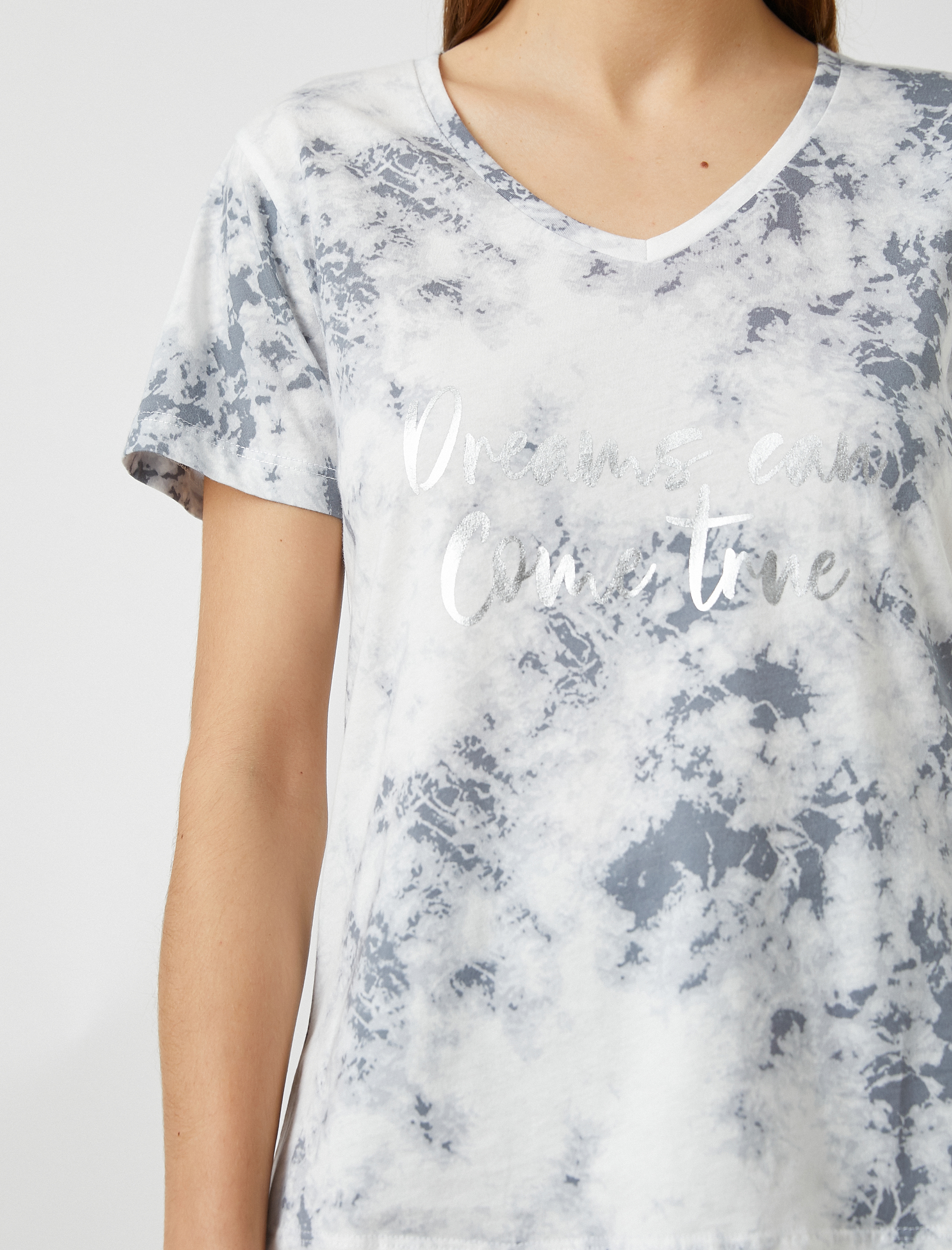   Kısa Kollu Desenli Pamuklu Tişört