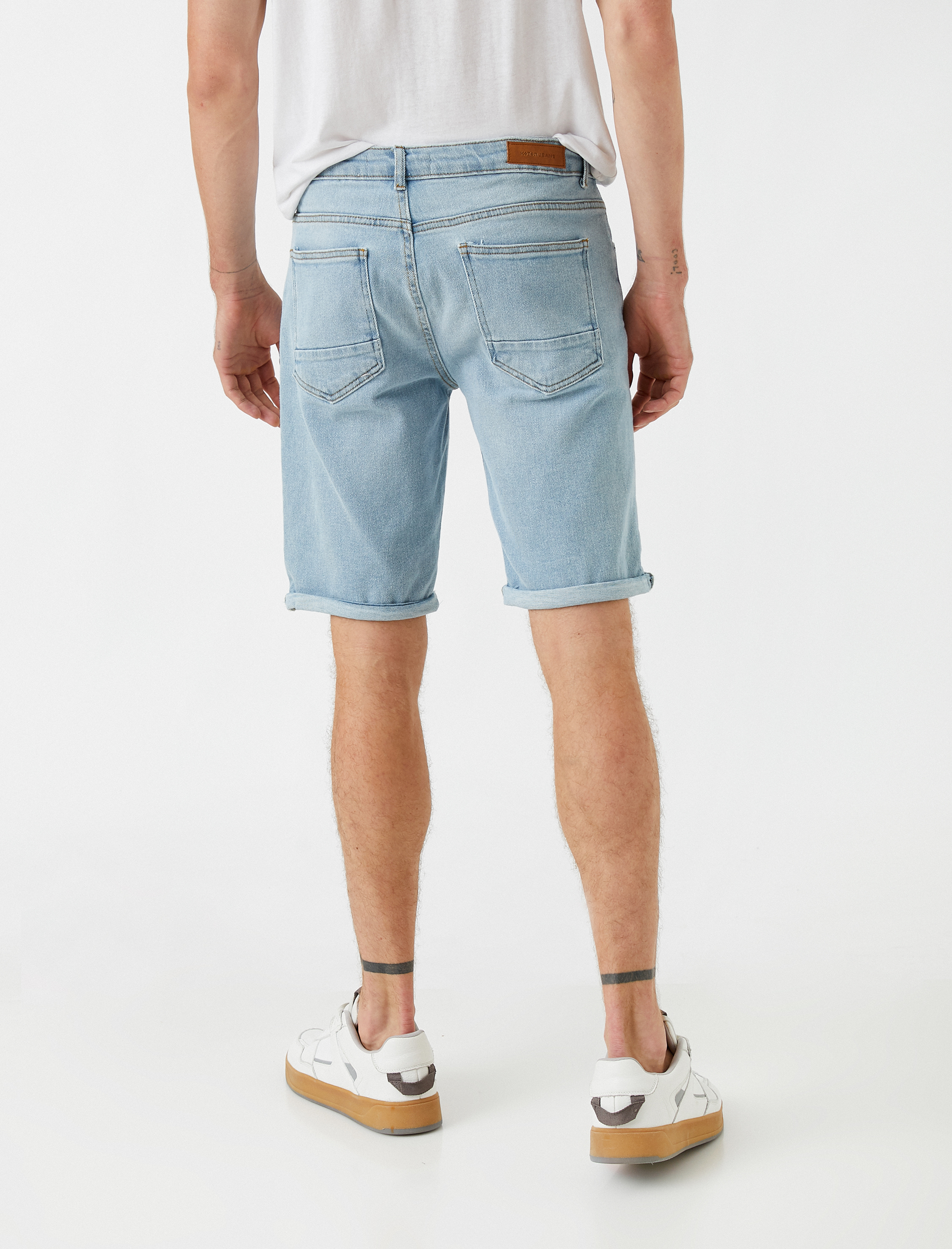   Rahat Likralı Kot Şort