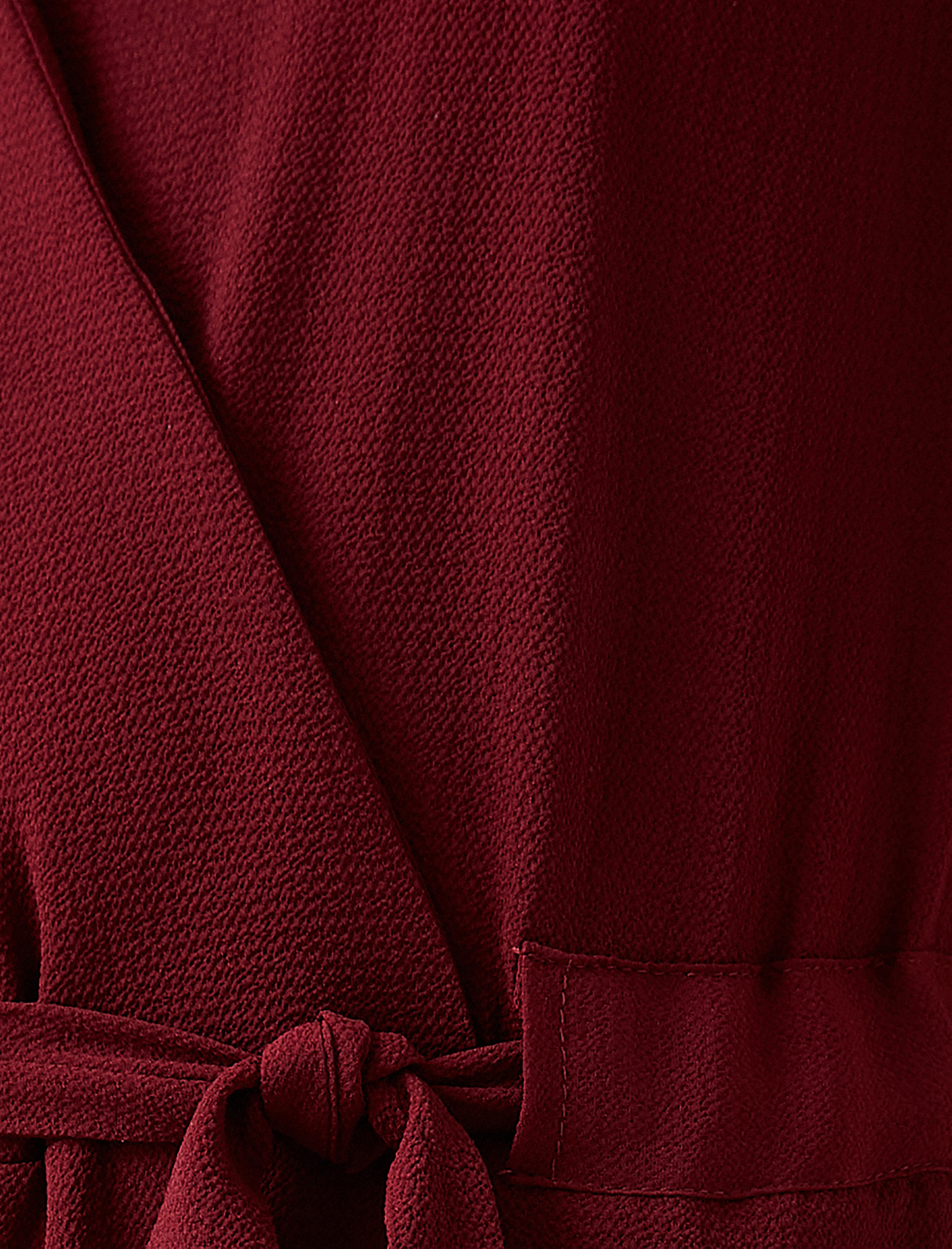   Kısa Kollu V Yaka Kemerli Tulum