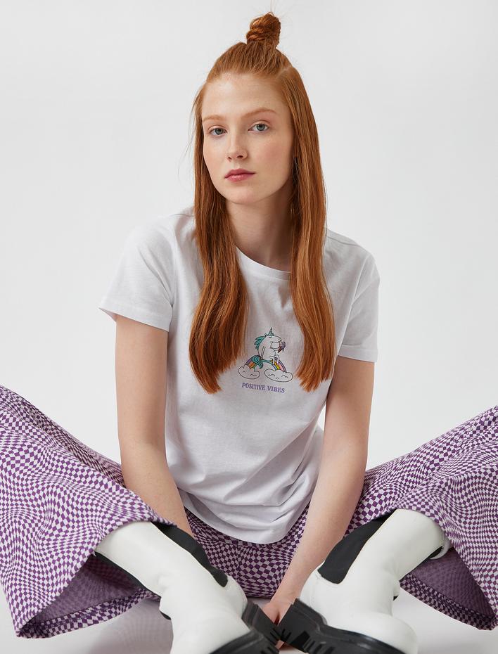  Baskılı Kısa Kollu Pamuklu Tişört