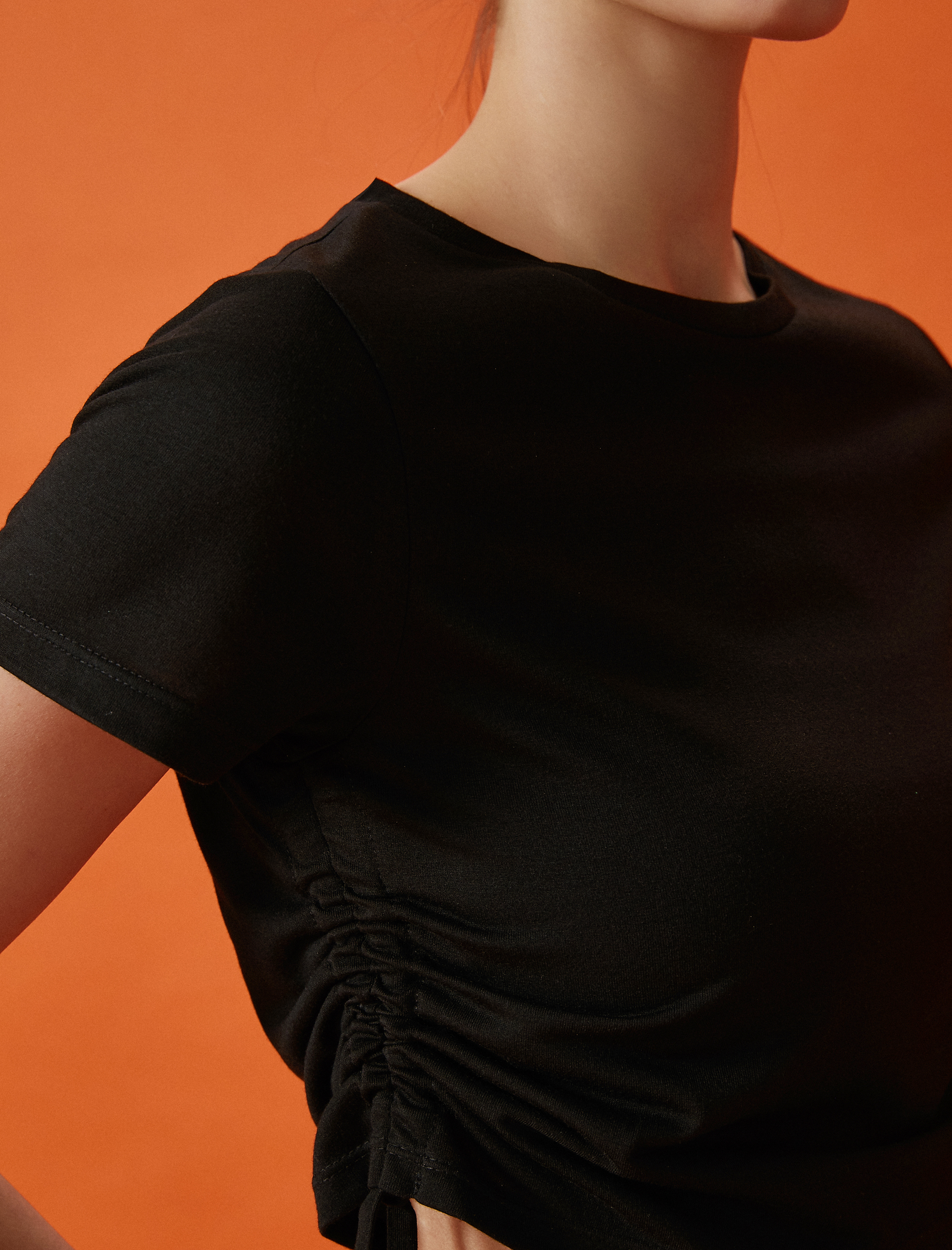   Crop Tişört Bağlamalı Bisiklet Yaka Kısa Kollu