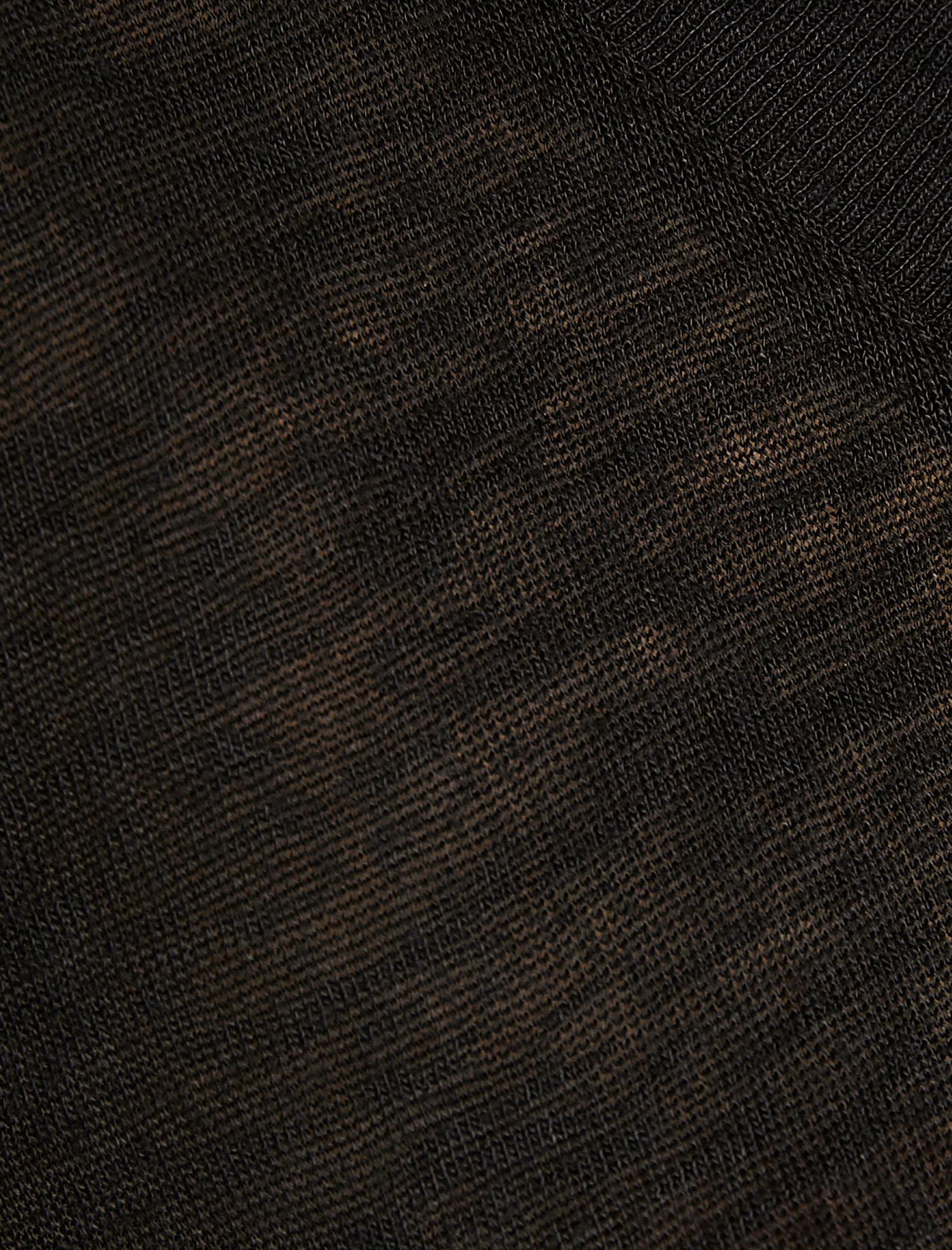   Keten Görünümlü V Yaka Tişört