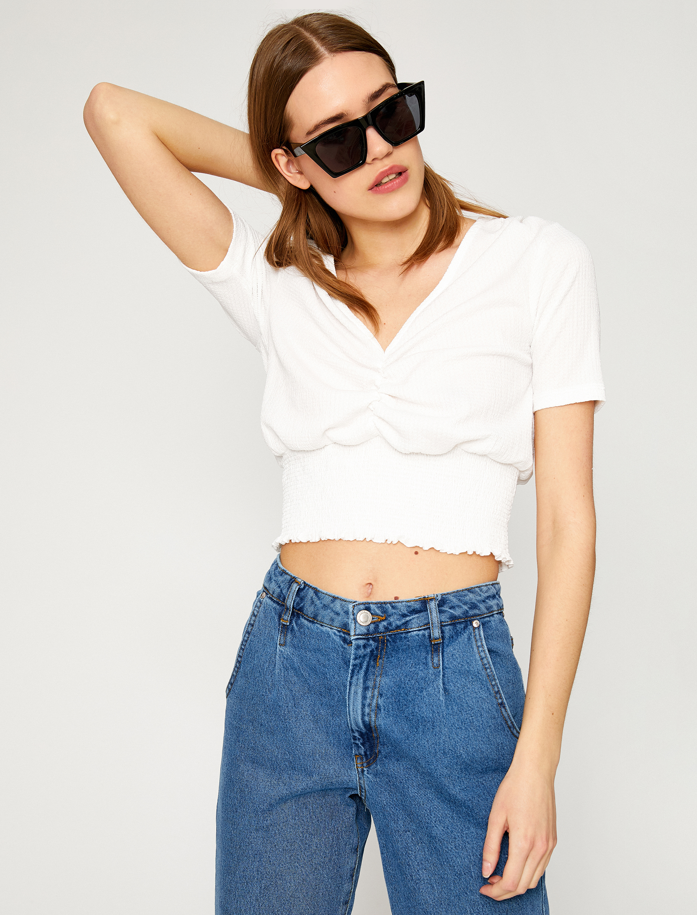   Crop Tişört V Yaka Kısa Kollu