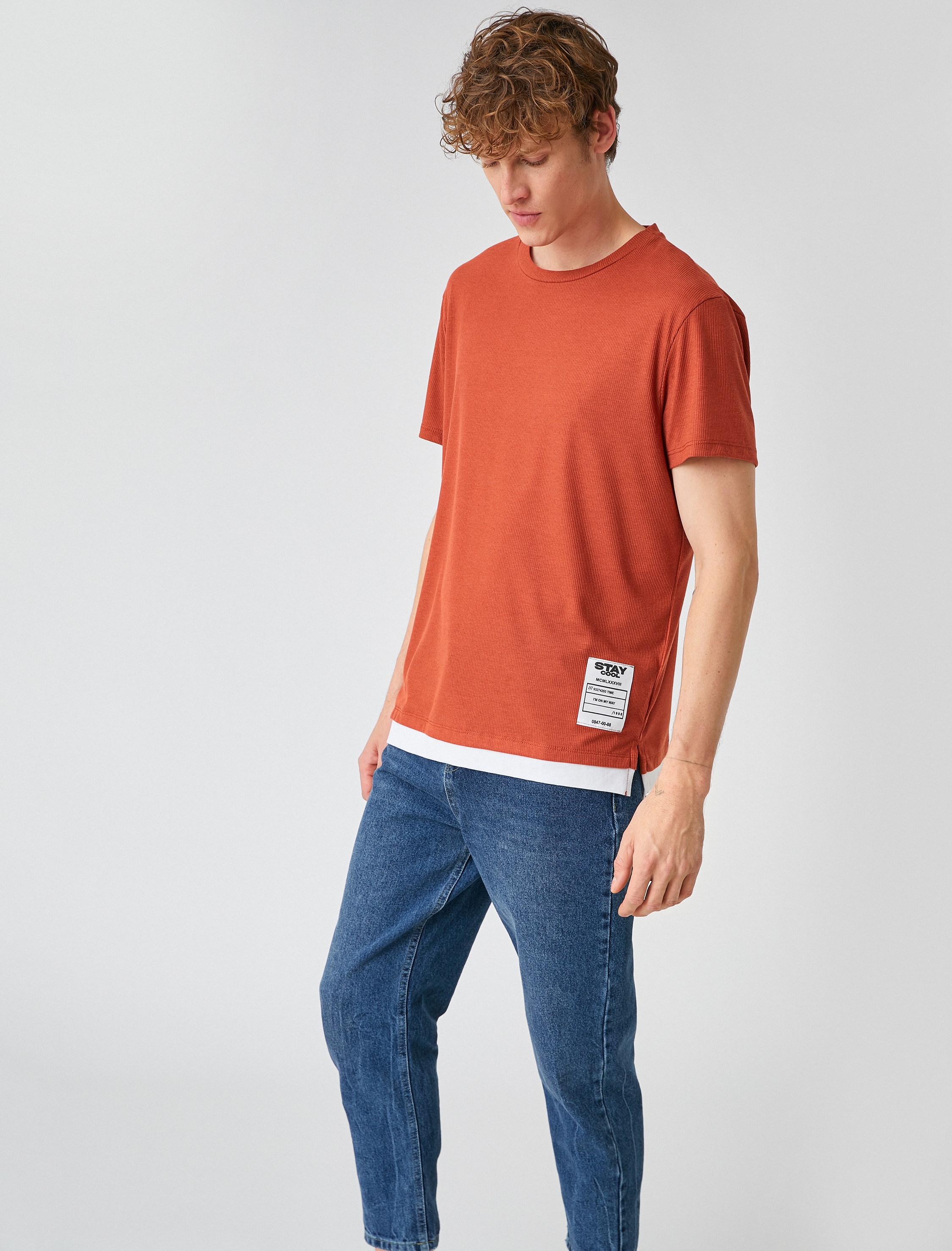   Oversize Etiketli Tişört