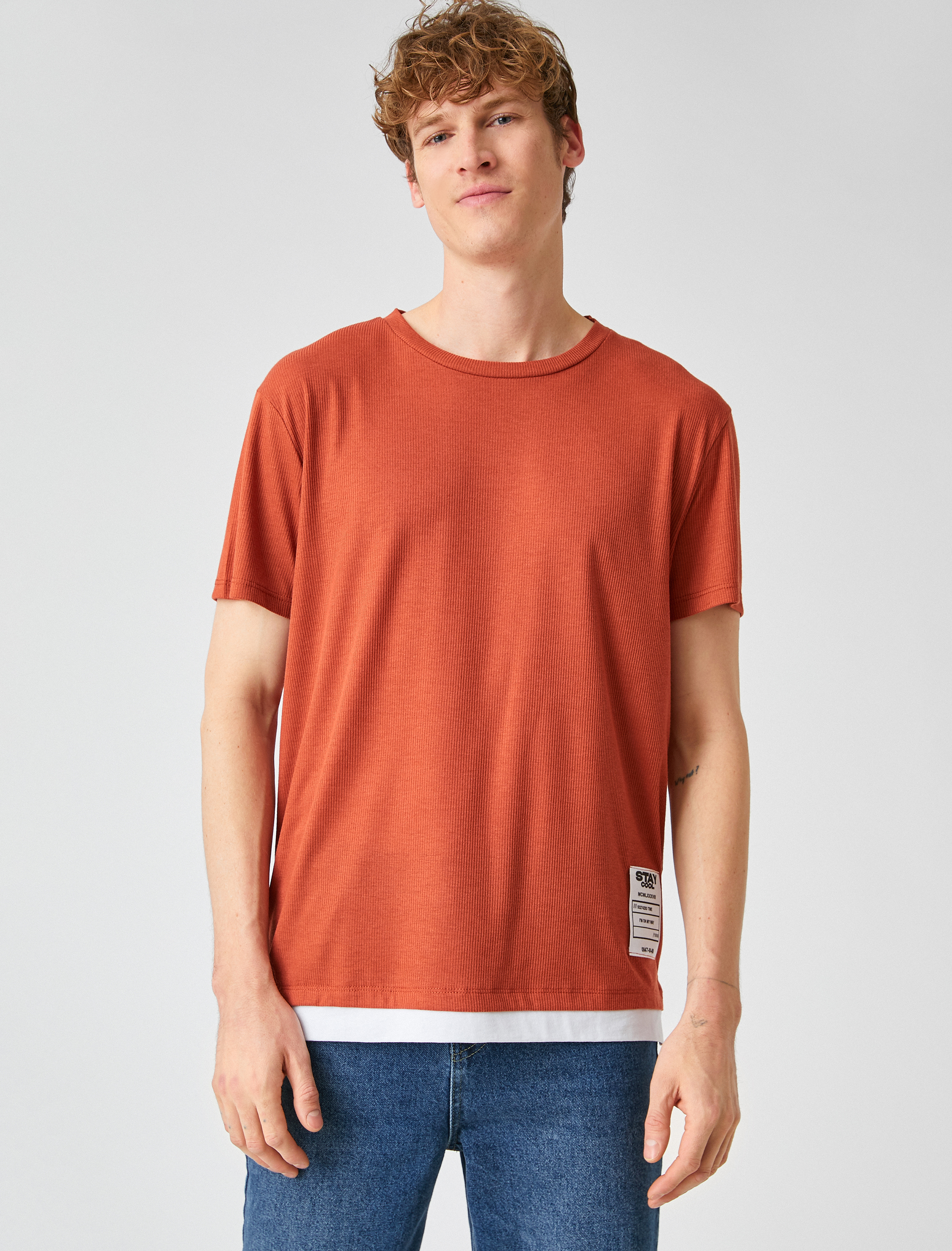   Oversize Etiketli Tişört