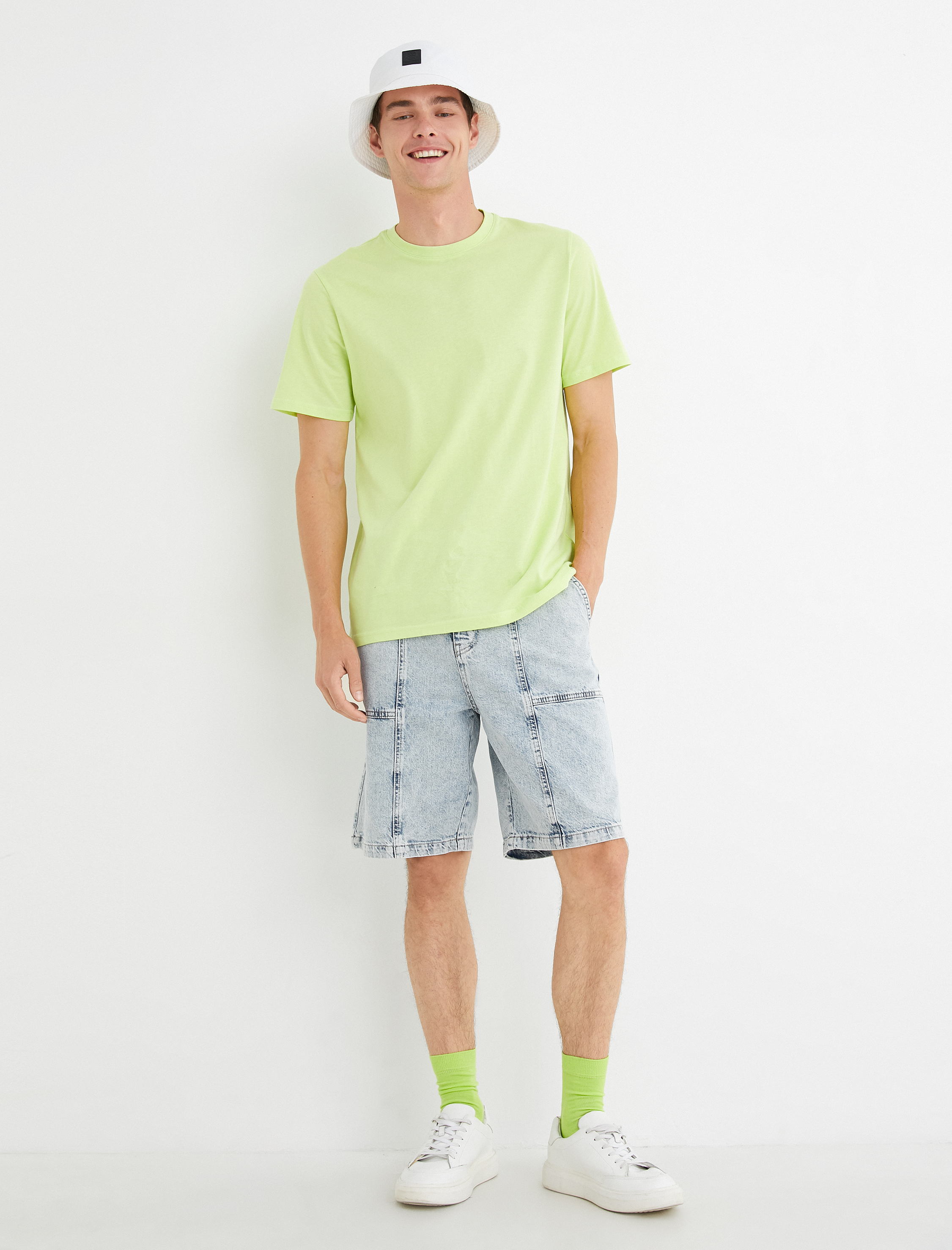   Basic Tişört Bisiklet Yaka Kısa Kollu Pamuklu