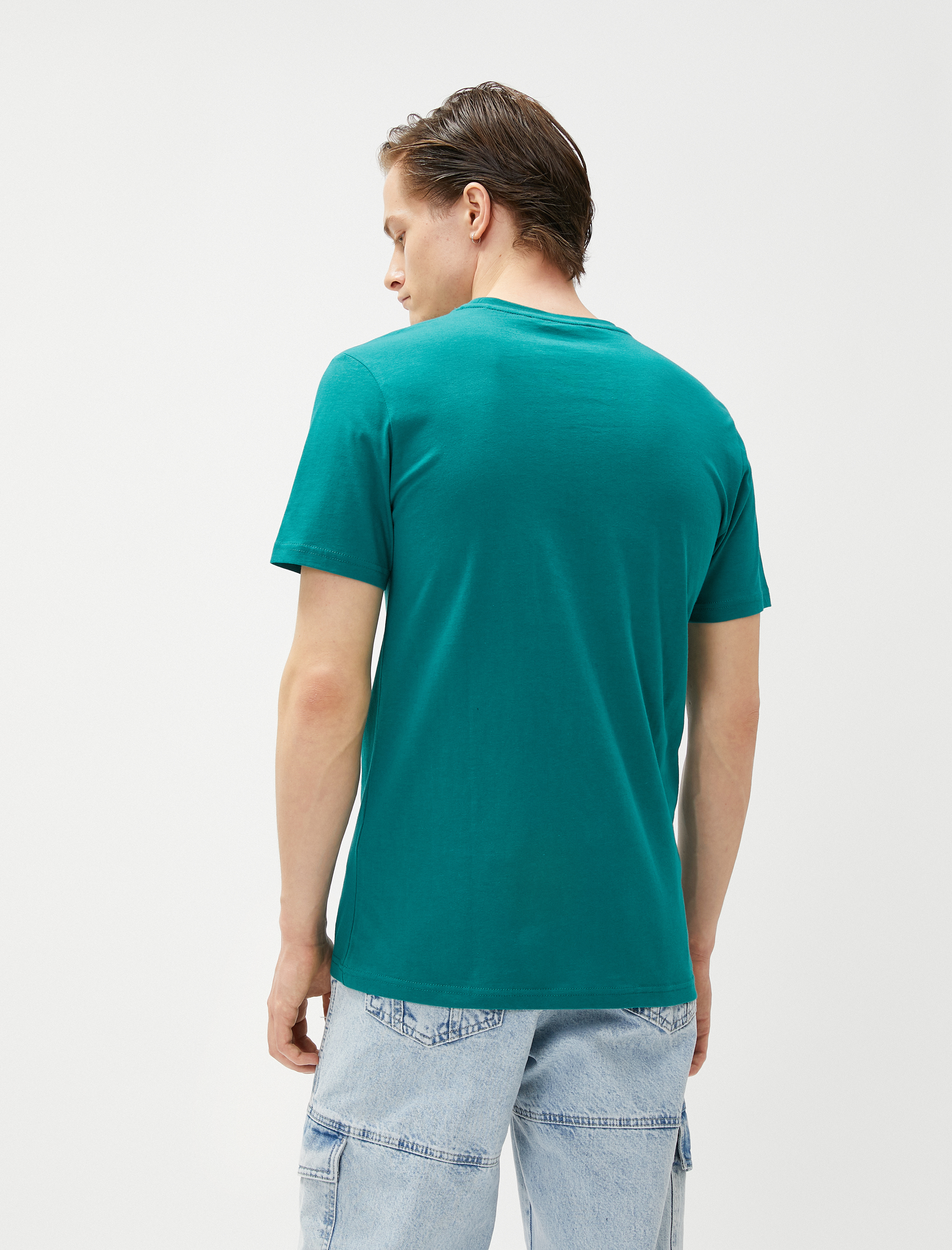 Basic Tişört Slim Fit Bisiklet Yaka Kısa Kollu Pamuklu