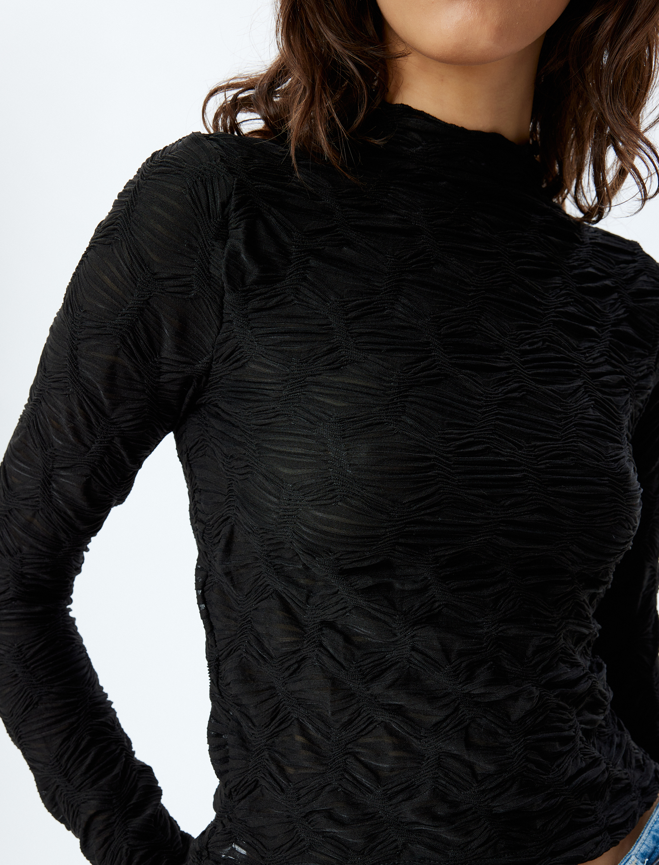 Dokulu Yarı Transparan Body Dik Yaka Uzun Kollu Slim Fit