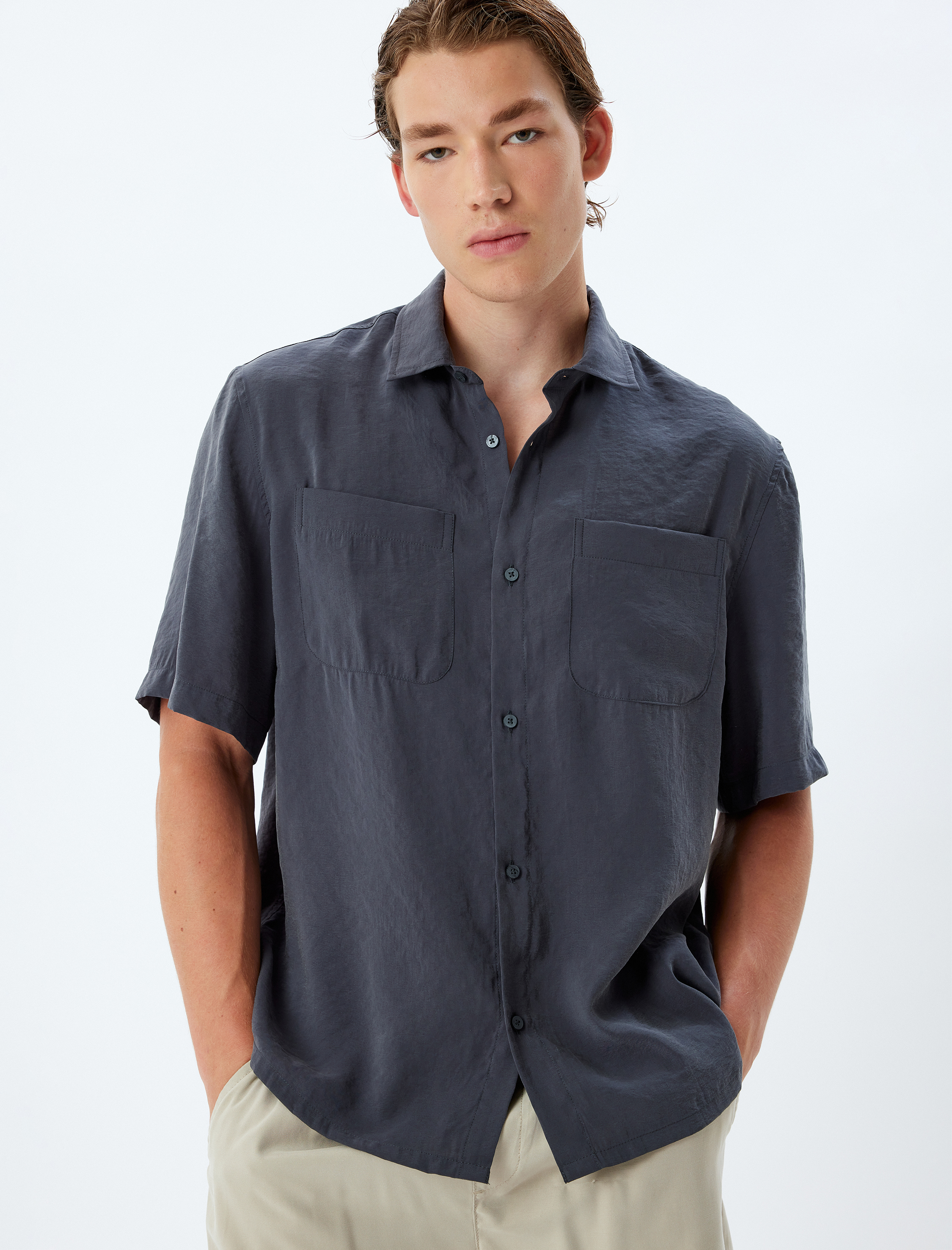   Basic Gömlek Cepli Kısa Kollu Regular Fit