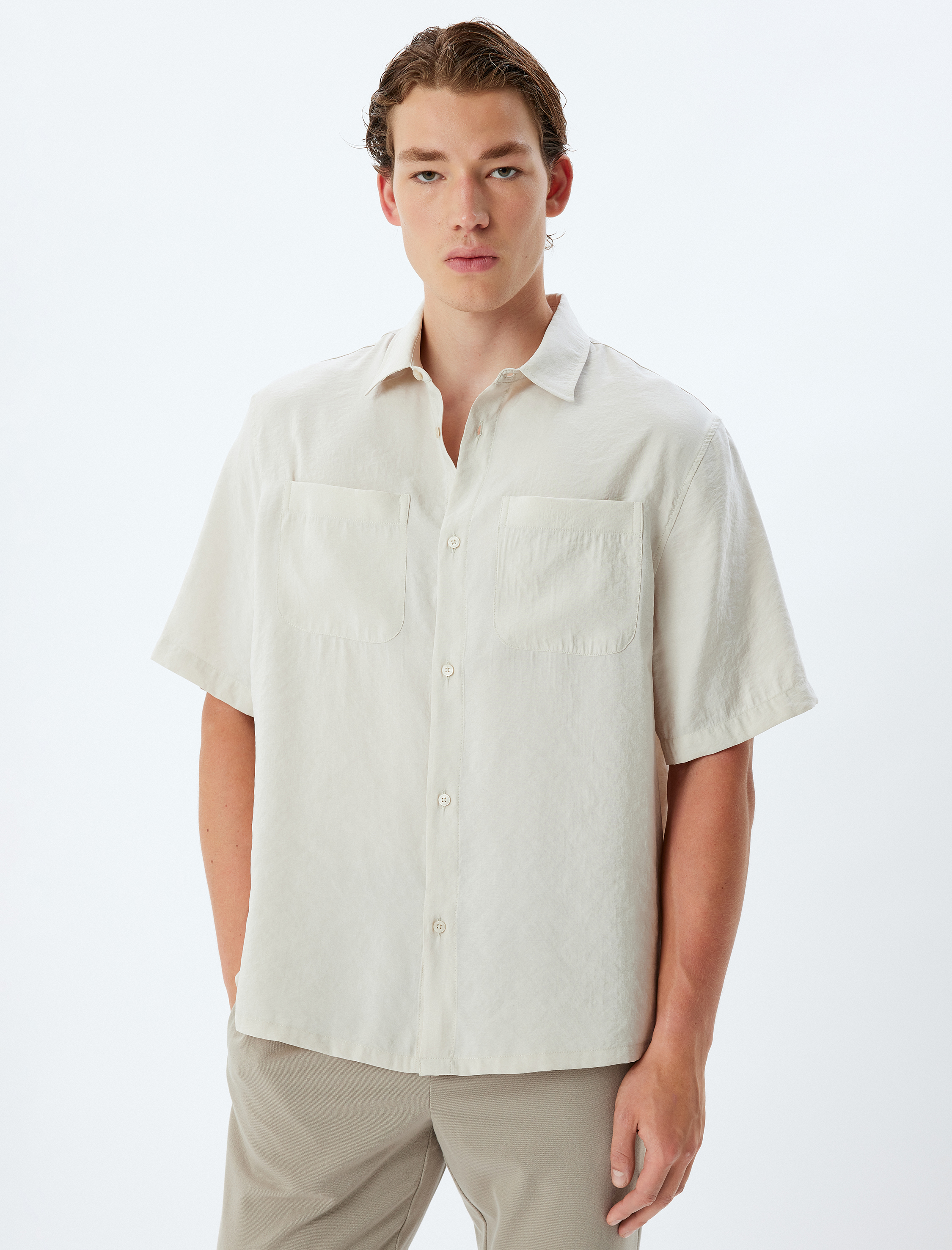   Basic Gömlek Cepli Kısa Kollu Regular Fit