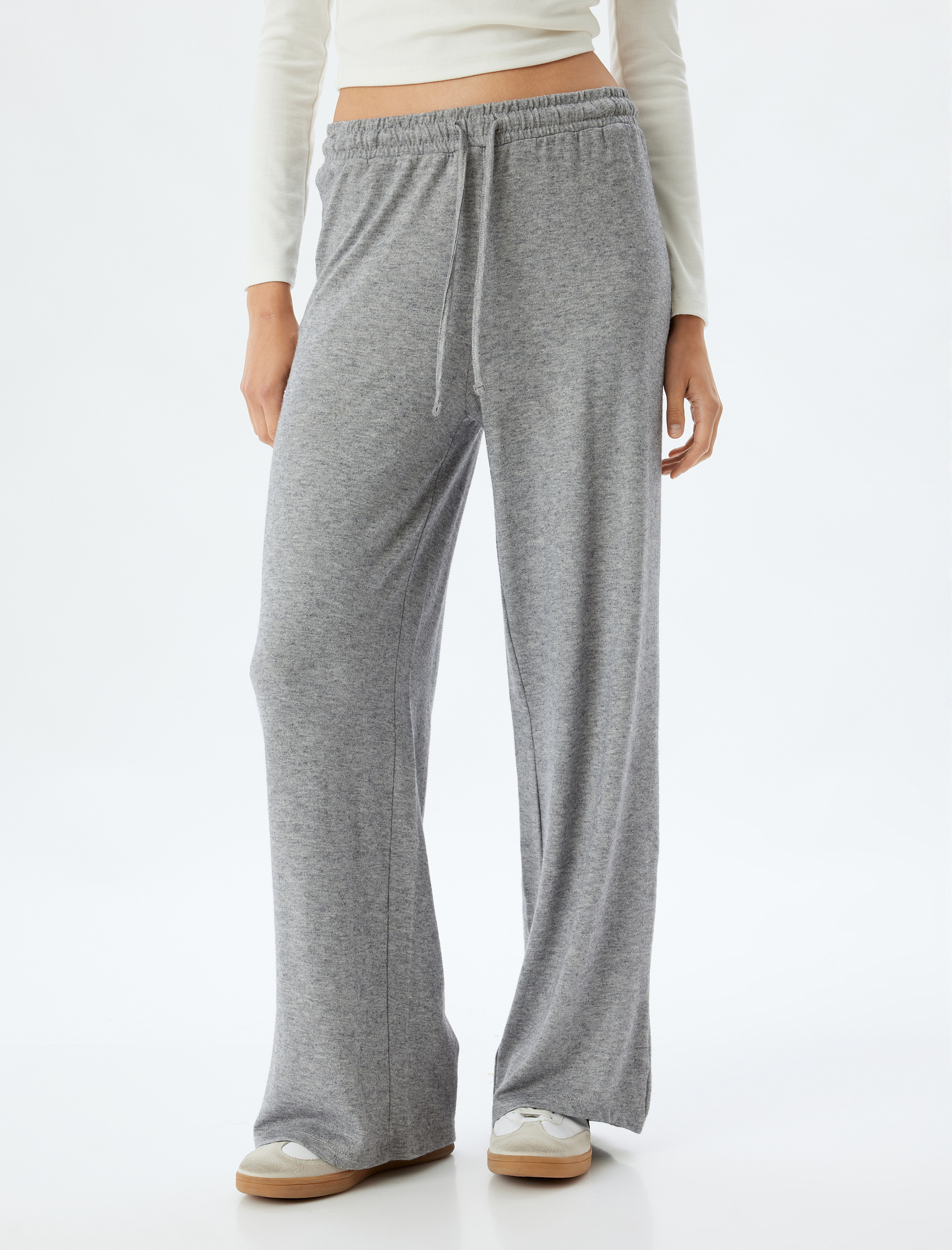   Beli Bağlamalı Düz Bol Paça Eşofman Altı