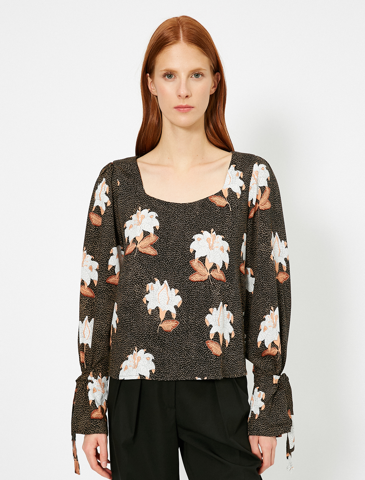   Çiçek Desenli Uzun Kollu Bluz