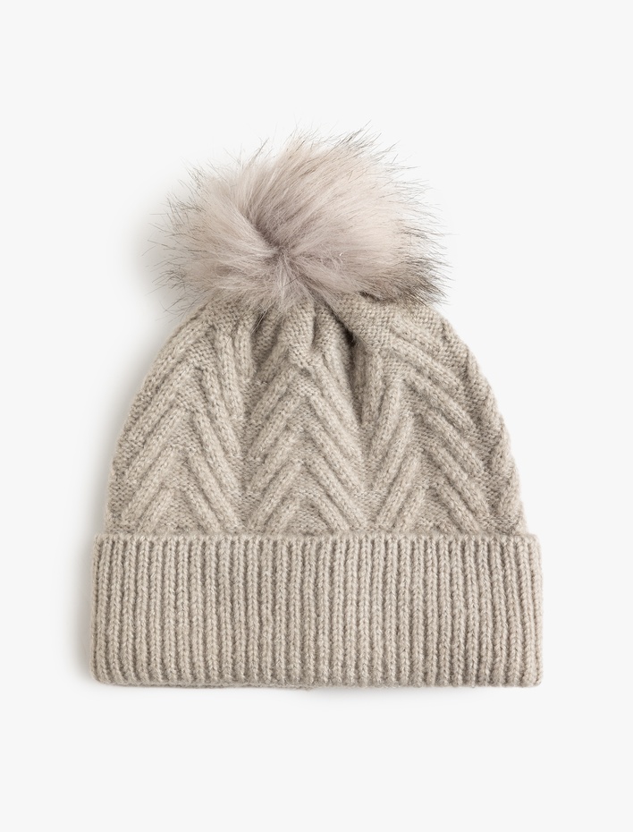 Kadın Örgü Bere Ponpon Detaylı Dokulu Katlı