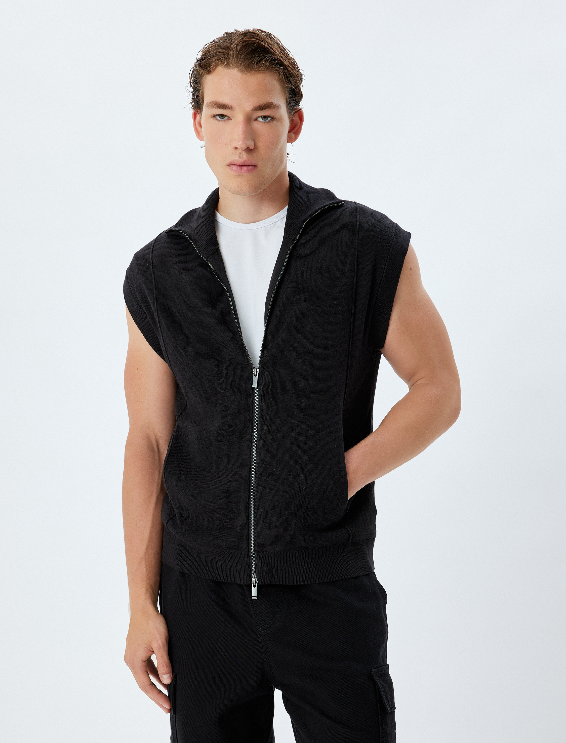   Triko Yelek Dik Yaka Fermuarlı Basic Kolsuz Pamuklu