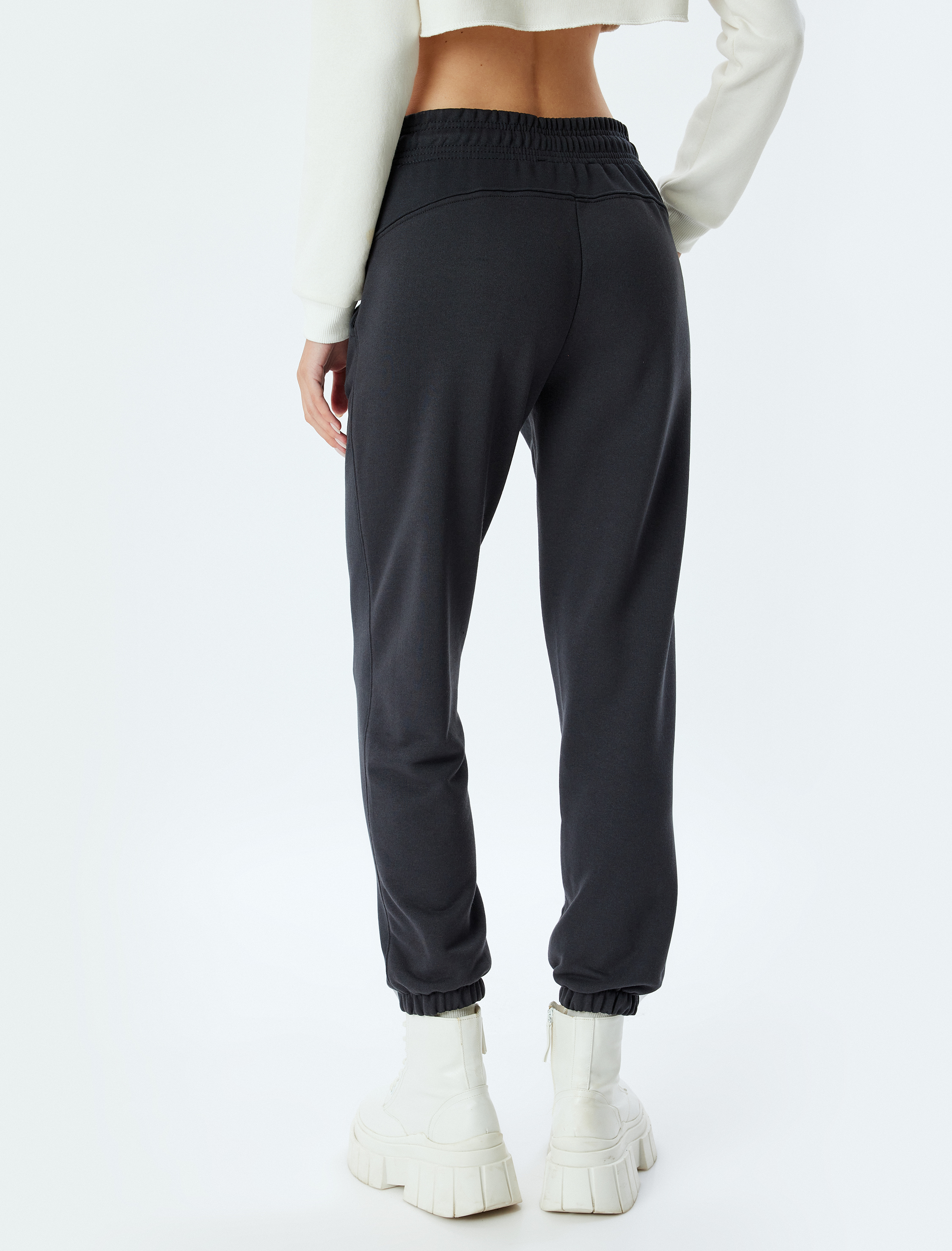   Jogger Eşofman Altı Cep Detaylı Bağcıklı Standart Bel