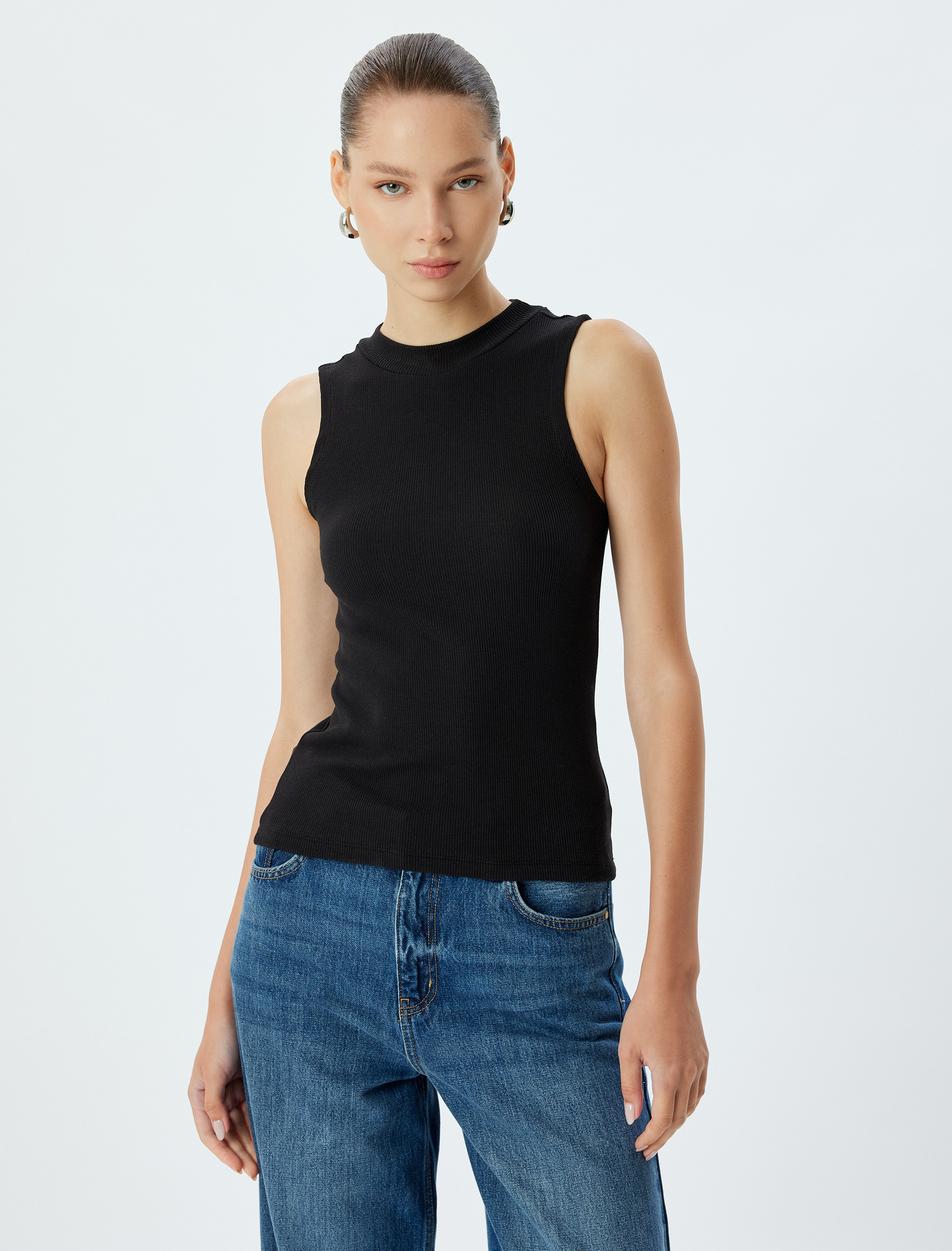 Basic Atlet Fitilli Kolsuz Dik Yaka Slim Fit