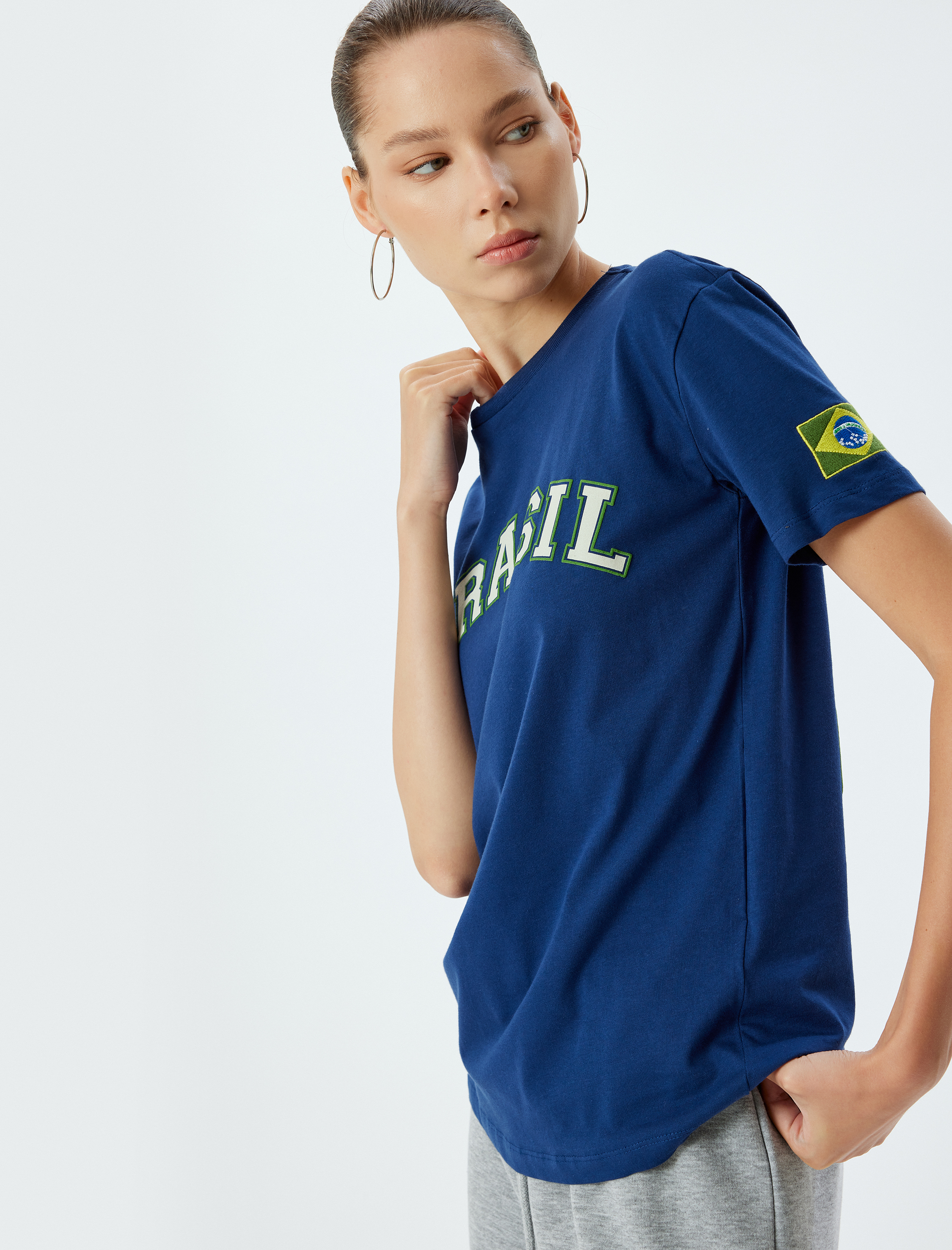   Oversize Arkası Baskılı Sloganlı Bisiklet Yaka Tişört