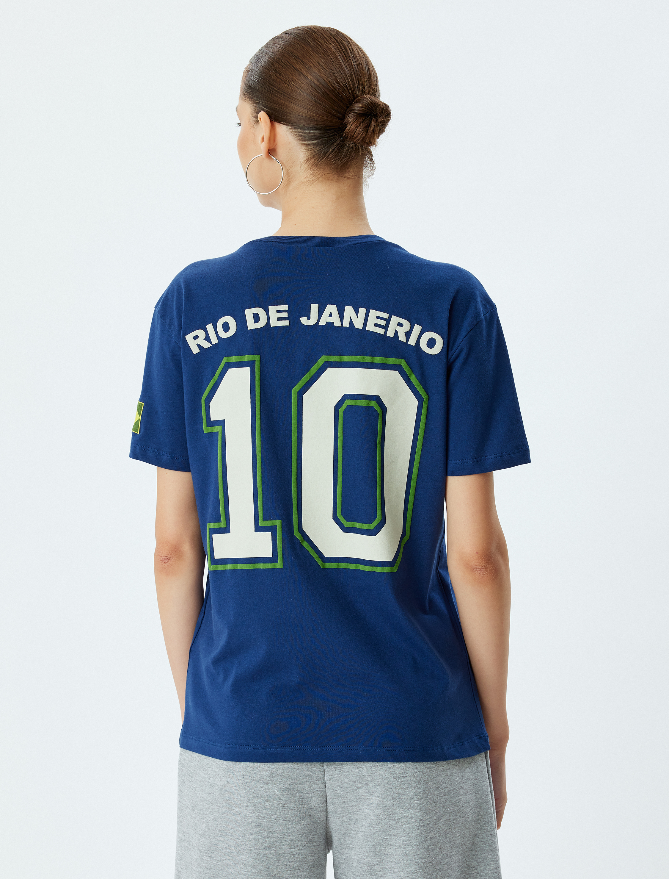   Oversize Arkası Baskılı Sloganlı Bisiklet Yaka Tişört