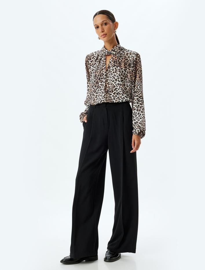  Leopar Bluz Hafif Dik Yaka Pencere Detaylı Uzun Kollu
