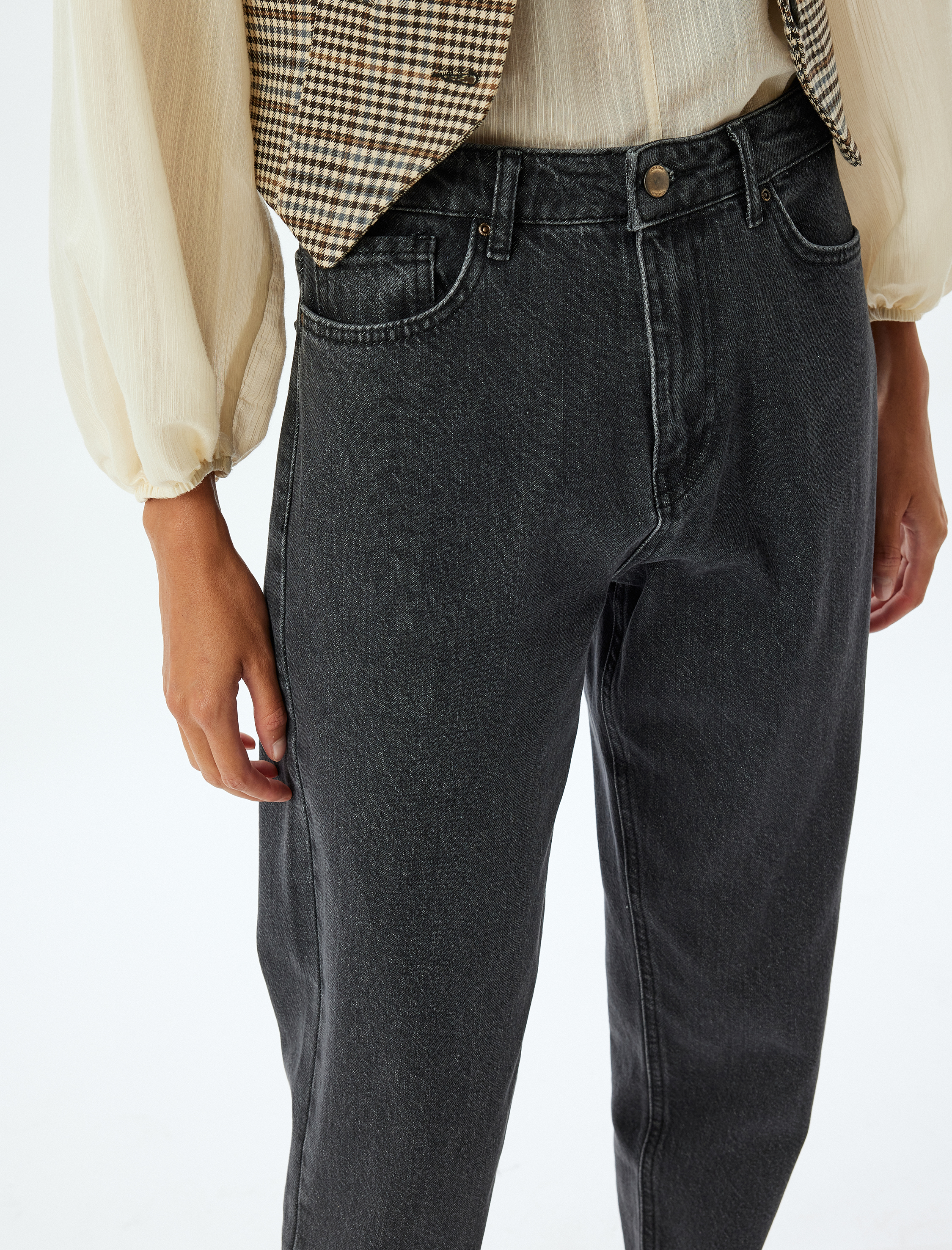 Düz Paça Kot Pantolon Normal Bel Düğmeli Cepli - Mom Jean