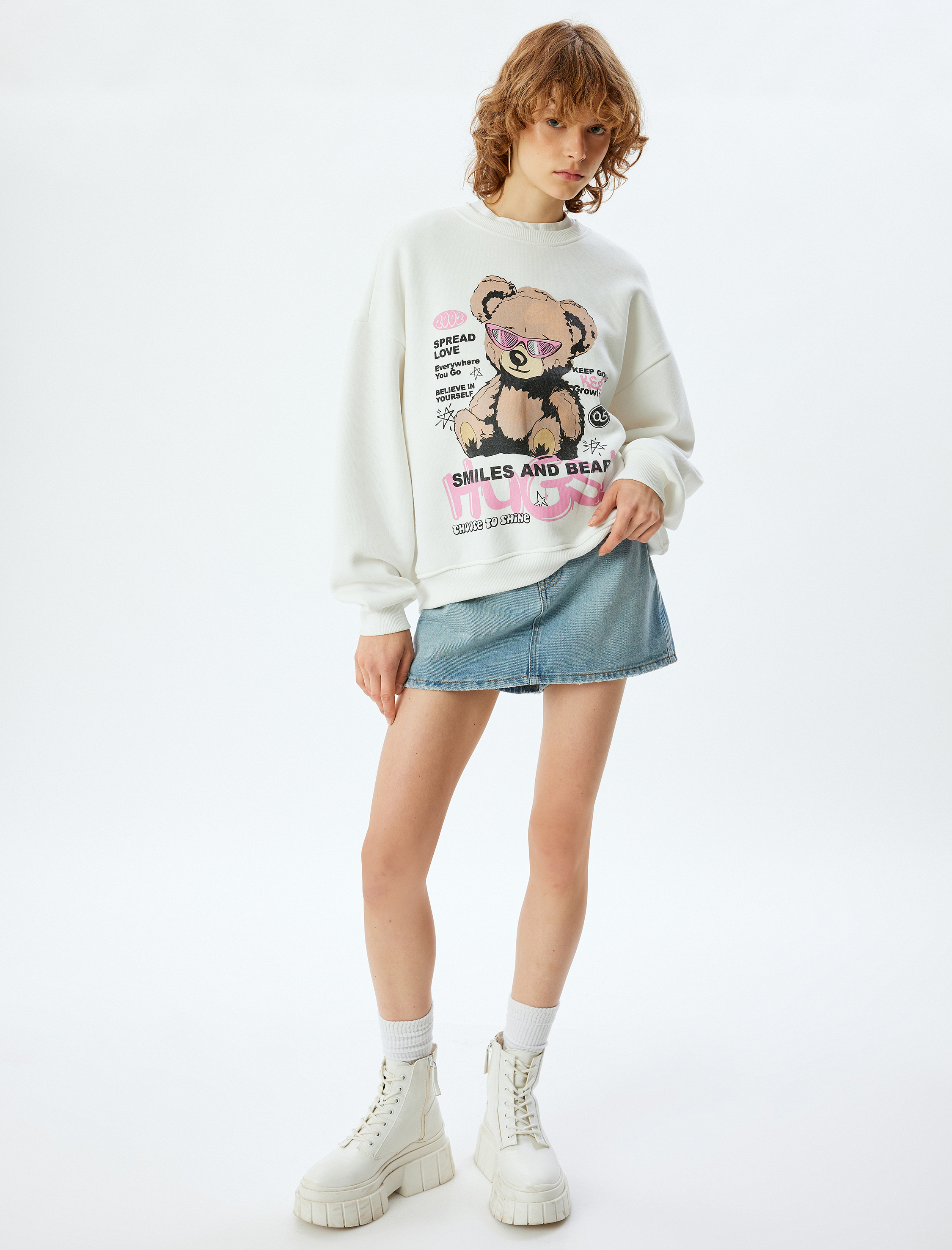   Oversize Sweatshirt Ayı Temalı Arkası Baskılı Bisiklet Yaka Şardonlu