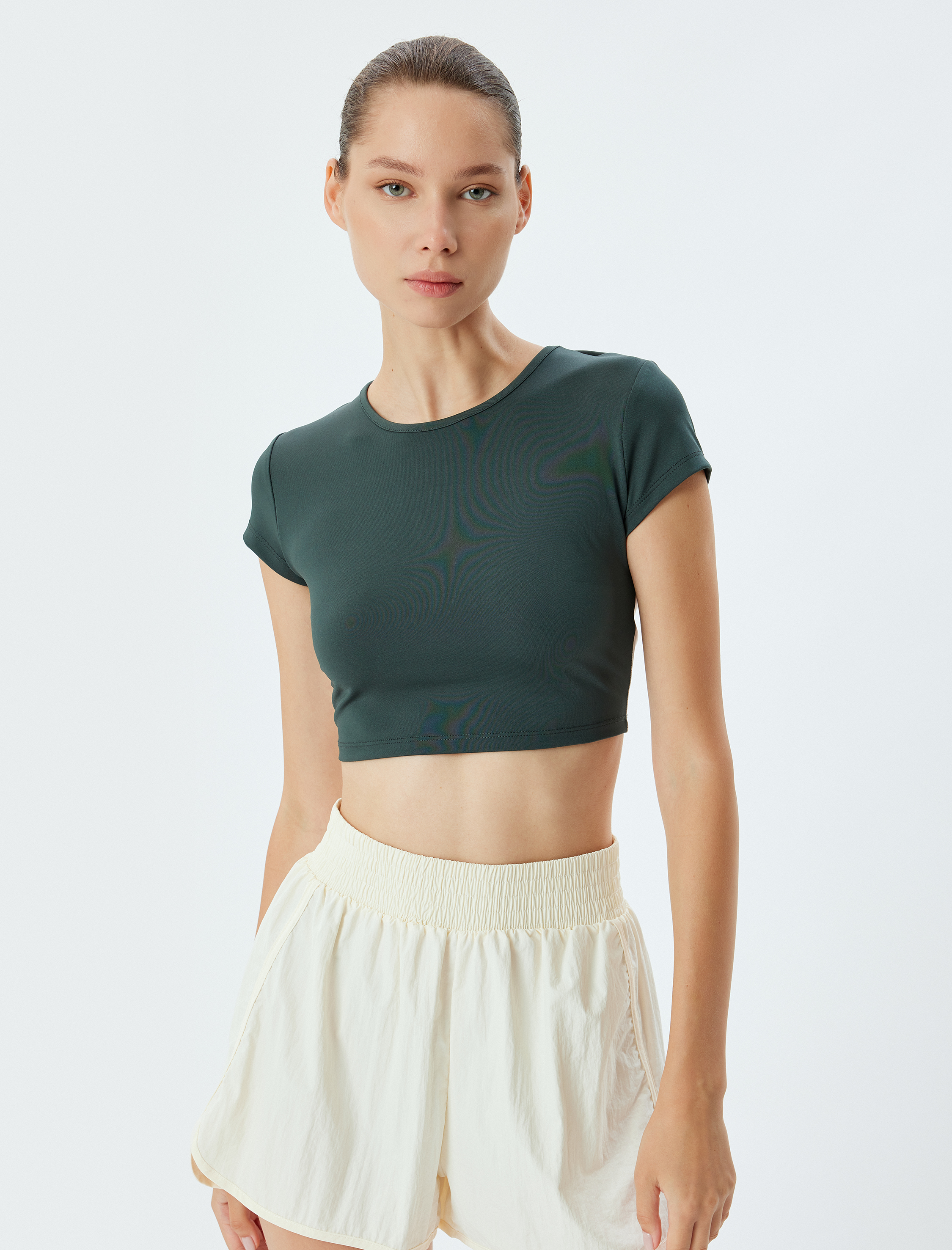   Spor Crop Tişört Kısa Kollu Pencere Detaylı Bisiklet Yaka Slim Fit İnterlok