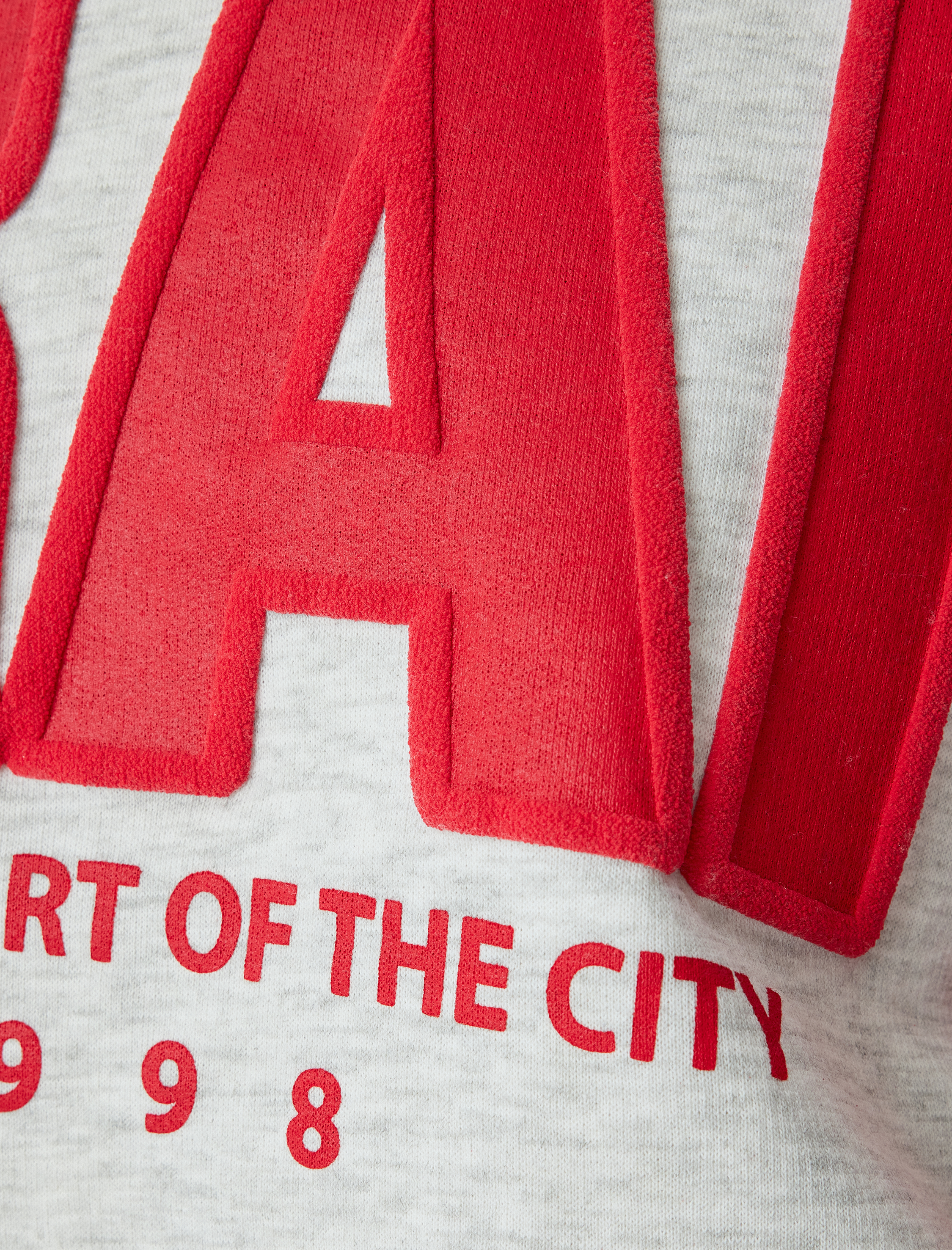   Şardonlu Crop Oversize Sweatshirt Slogan İşlemeli Kayık Yaka