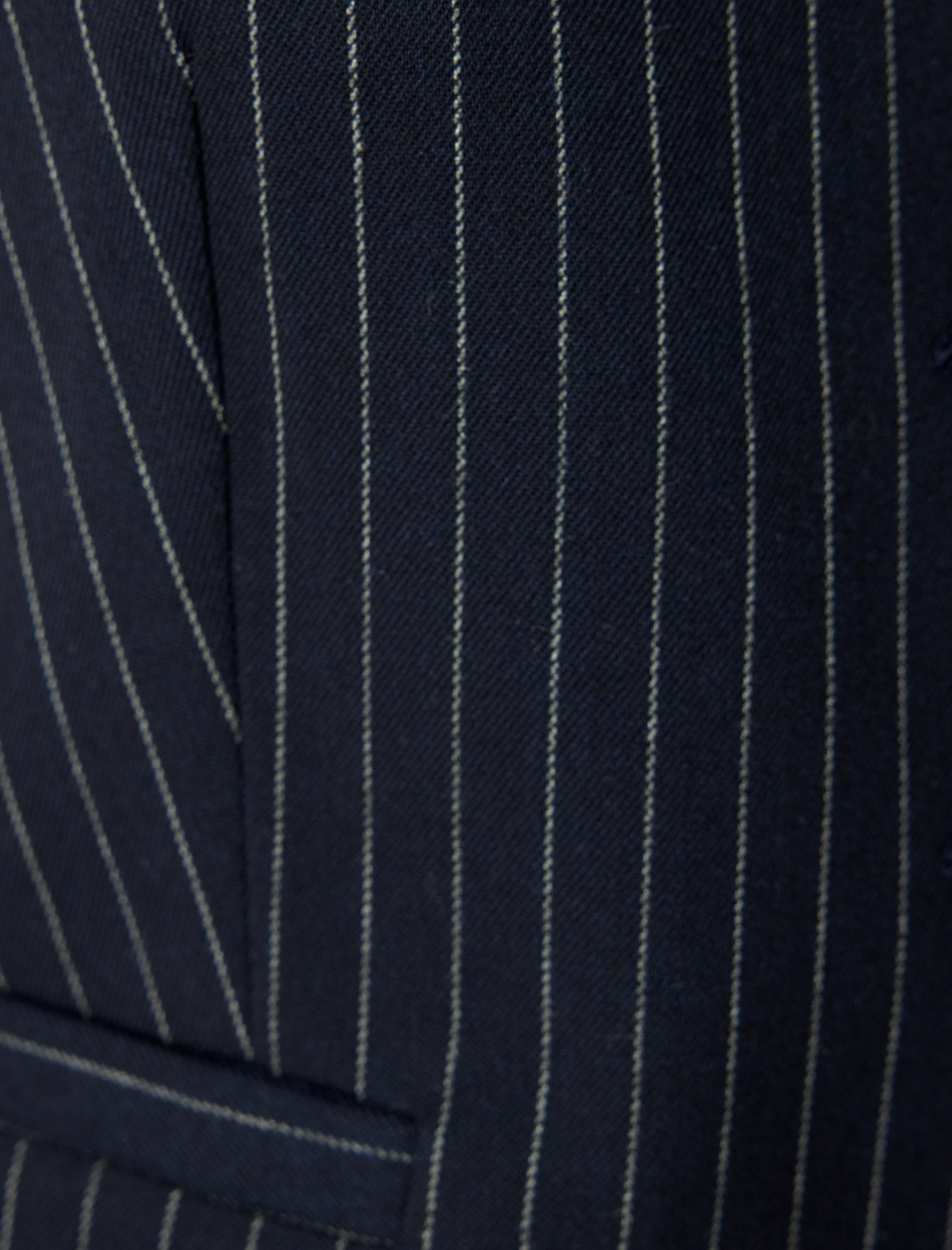   V Yaka Düğmeli Nakış Detaylı Yelek