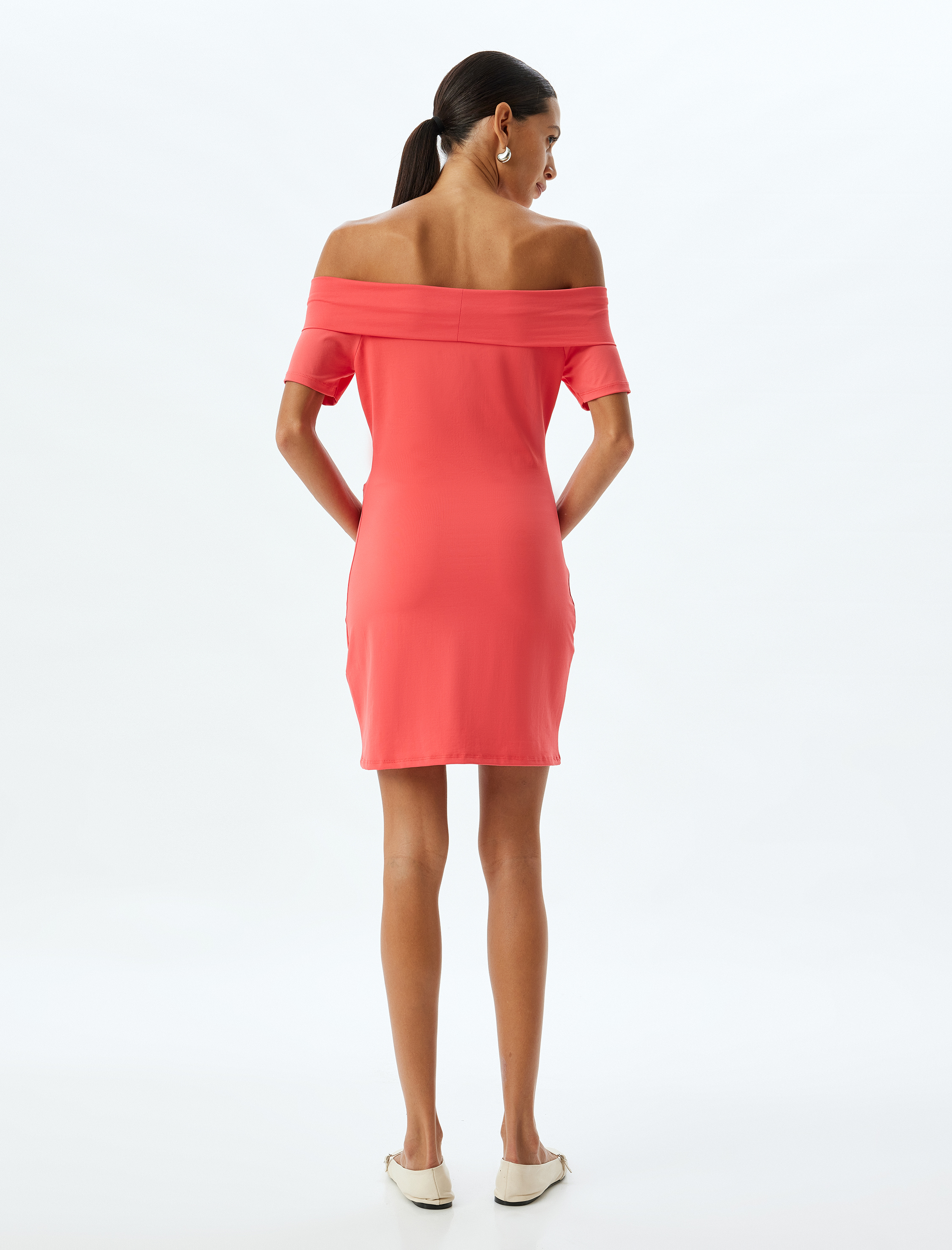 Madonna Yaka Omzu Açık Kalem Elbise Mini Boy Slim Fit