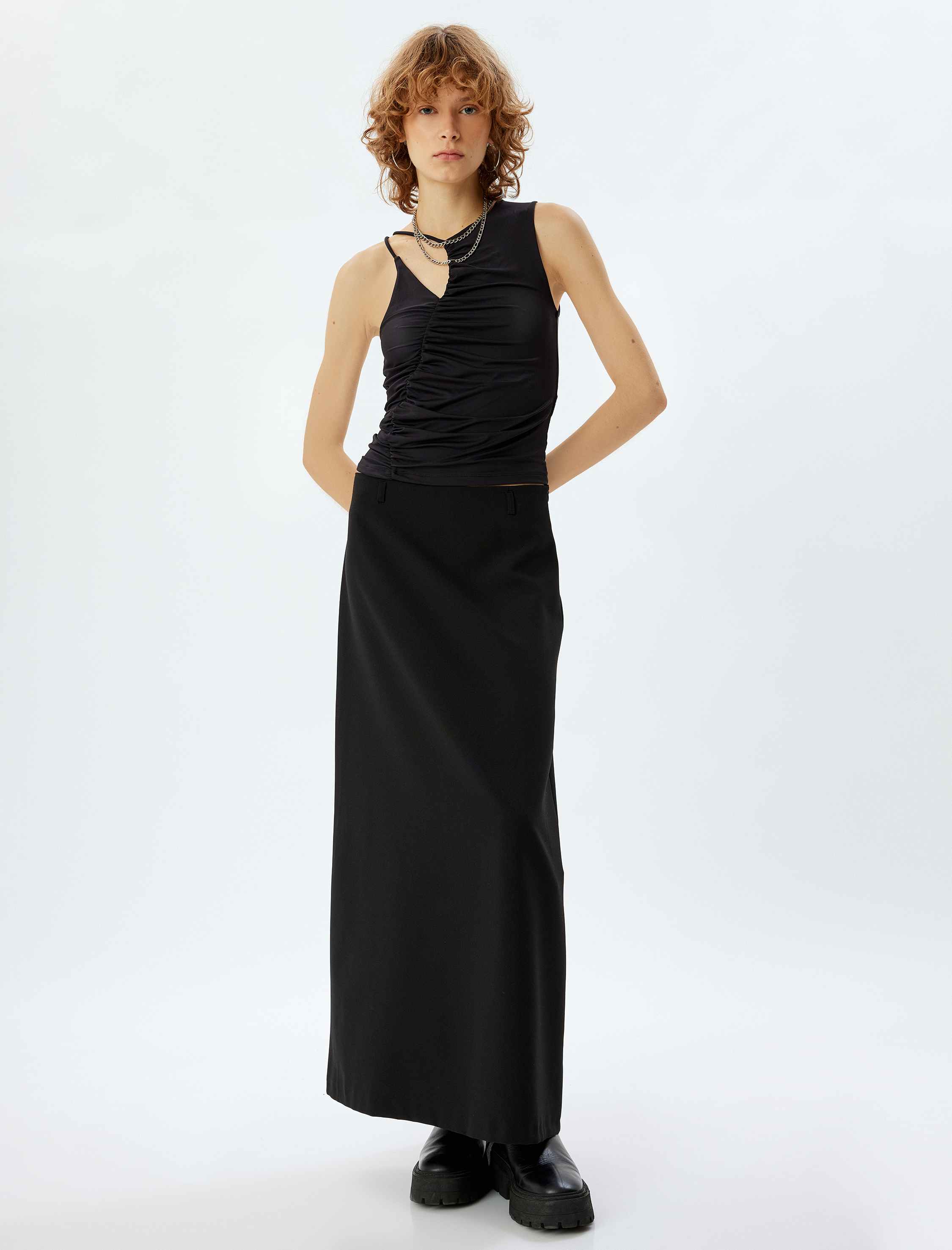 Kolsuz Üst Drapeli Pencere Detaylı Slim Fit