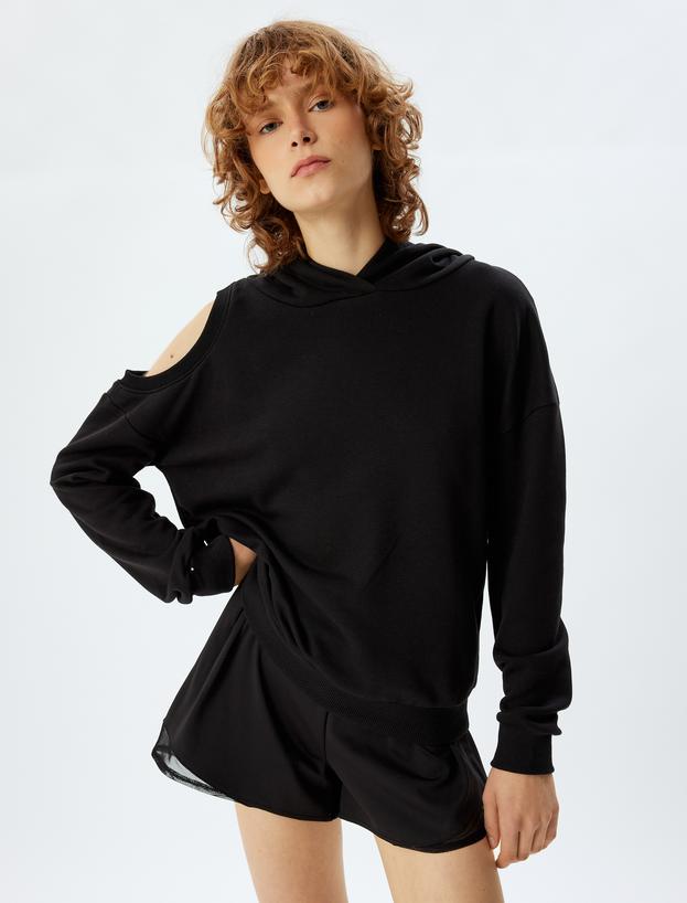 Oversize Sweatshirt Kapüşonlu Pencere Detaylı Uzun Kollu_2