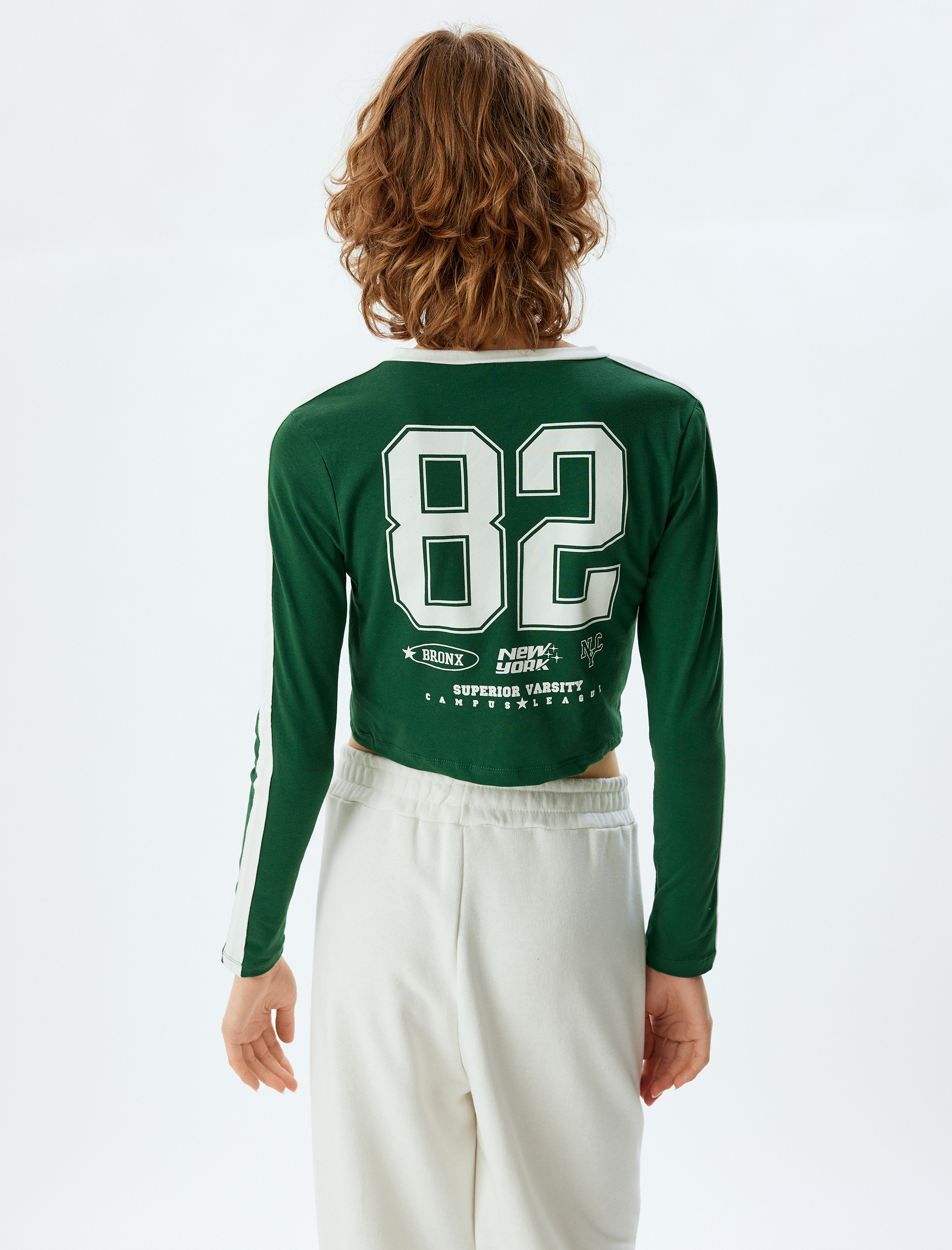 Crop Tişört Arkası Kolej Baskılı Bisiklet Yaka Biyeli Slim Fit