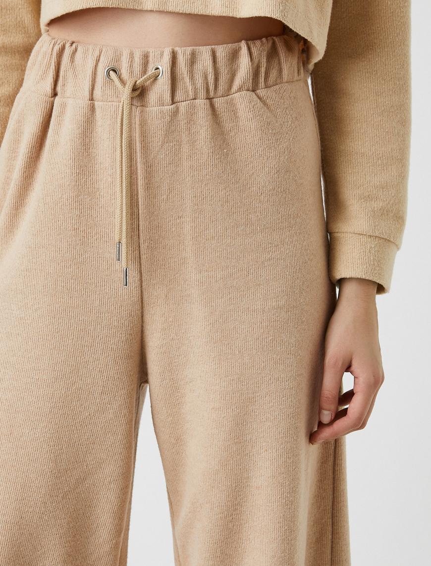   Beli Bağcıklı Pantolon Geniş Paça