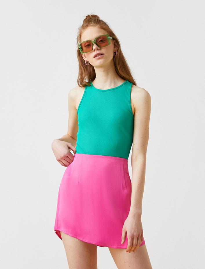  Halter Yaka Crop Atlet