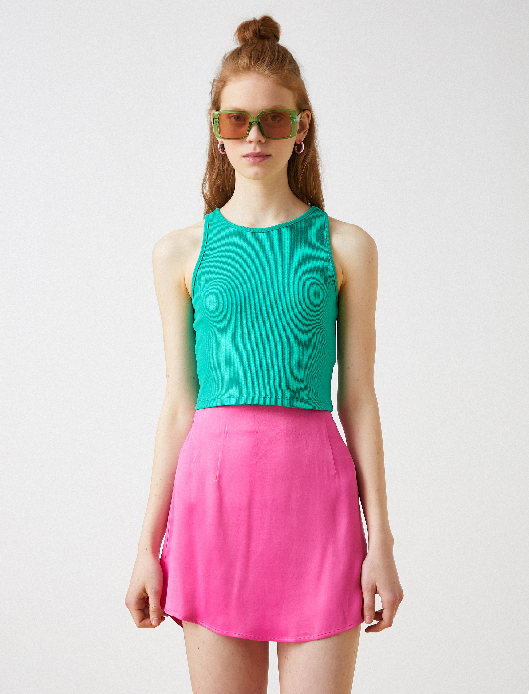   Halter Yaka Crop Atlet